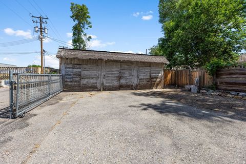 Tiny photo for 2206 S LAKE ST, Salt Lake City, UT 84106 (MLS # 2142106)