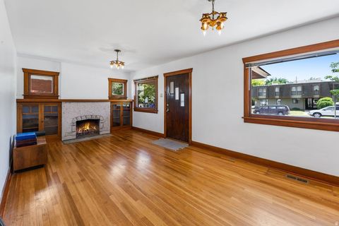 Tiny photo for 2206 S LAKE ST, Salt Lake City, UT 84106 (MLS # 2142106)