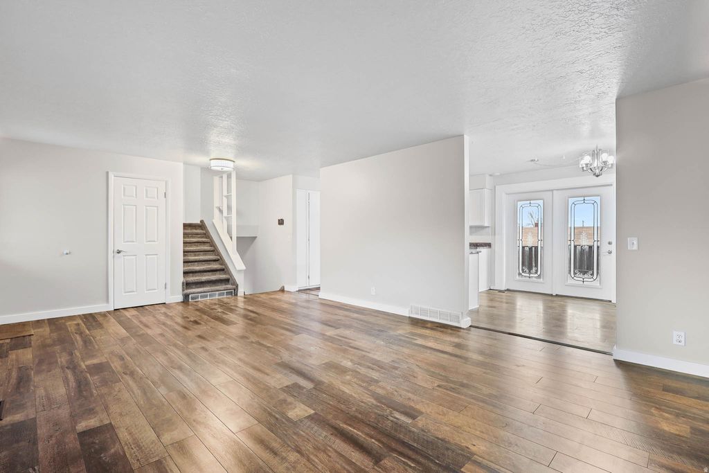 Photo of 4524 STEPHENS CIR, South Ogden, UT 84403 (MLS # 2128121)