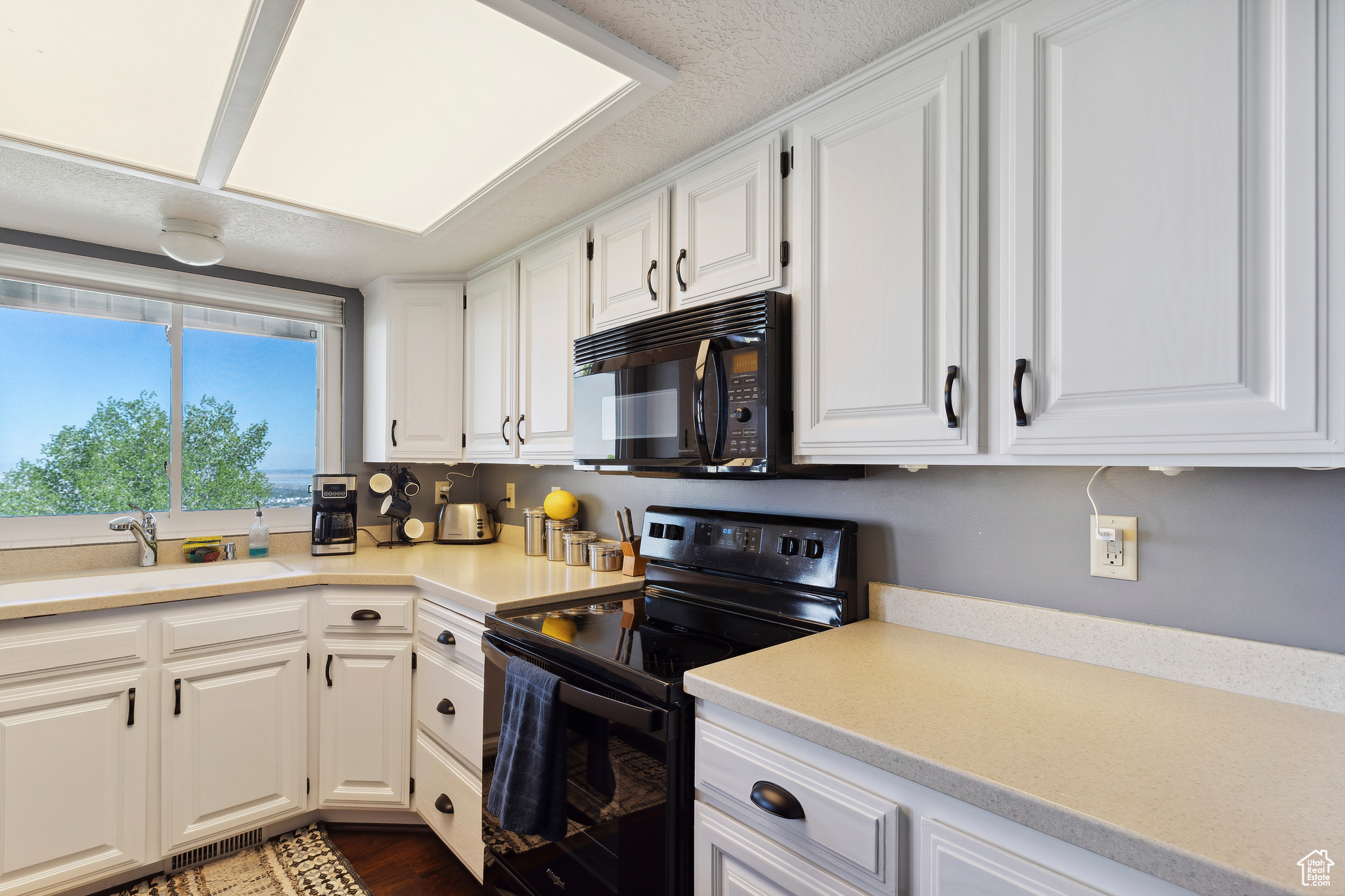 3782 S Cardiff Way, Bountiful, Utah image 13