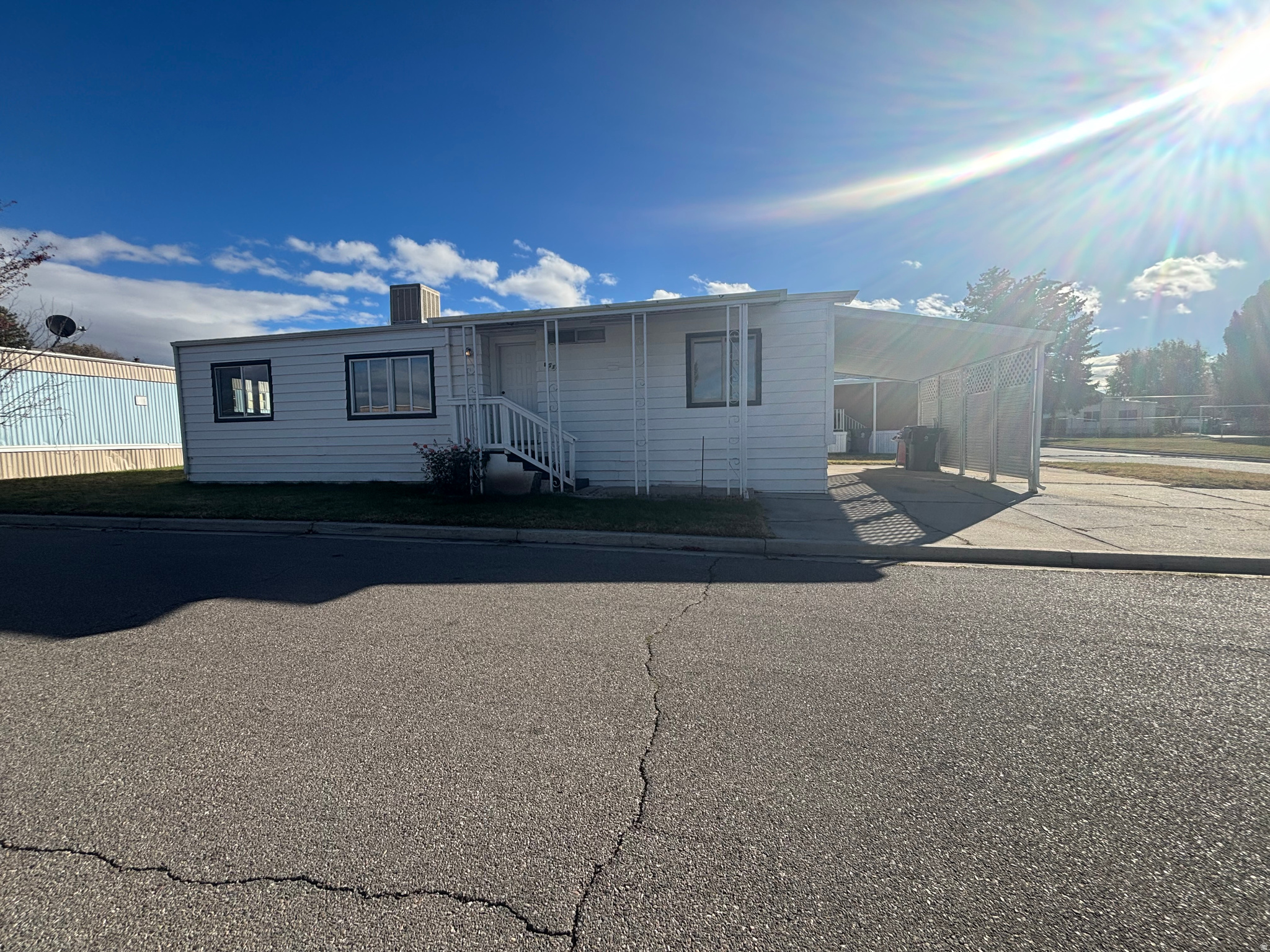 MIDLAND COMMUNITY - Residential