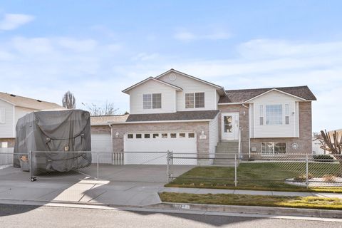 Tiny photo for 3077 W 4650 S, Roy, UT 84067 (MLS # 2127177)