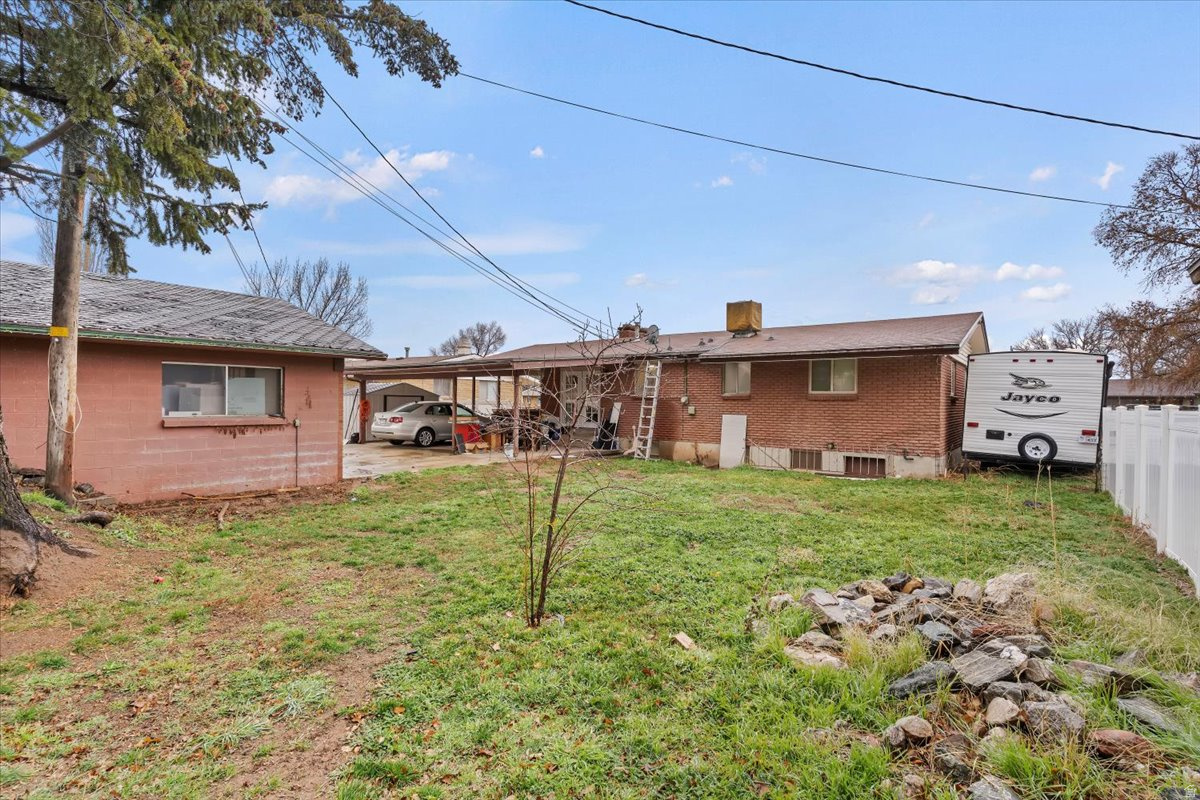 GOLDEN WEST VILLA - Residential