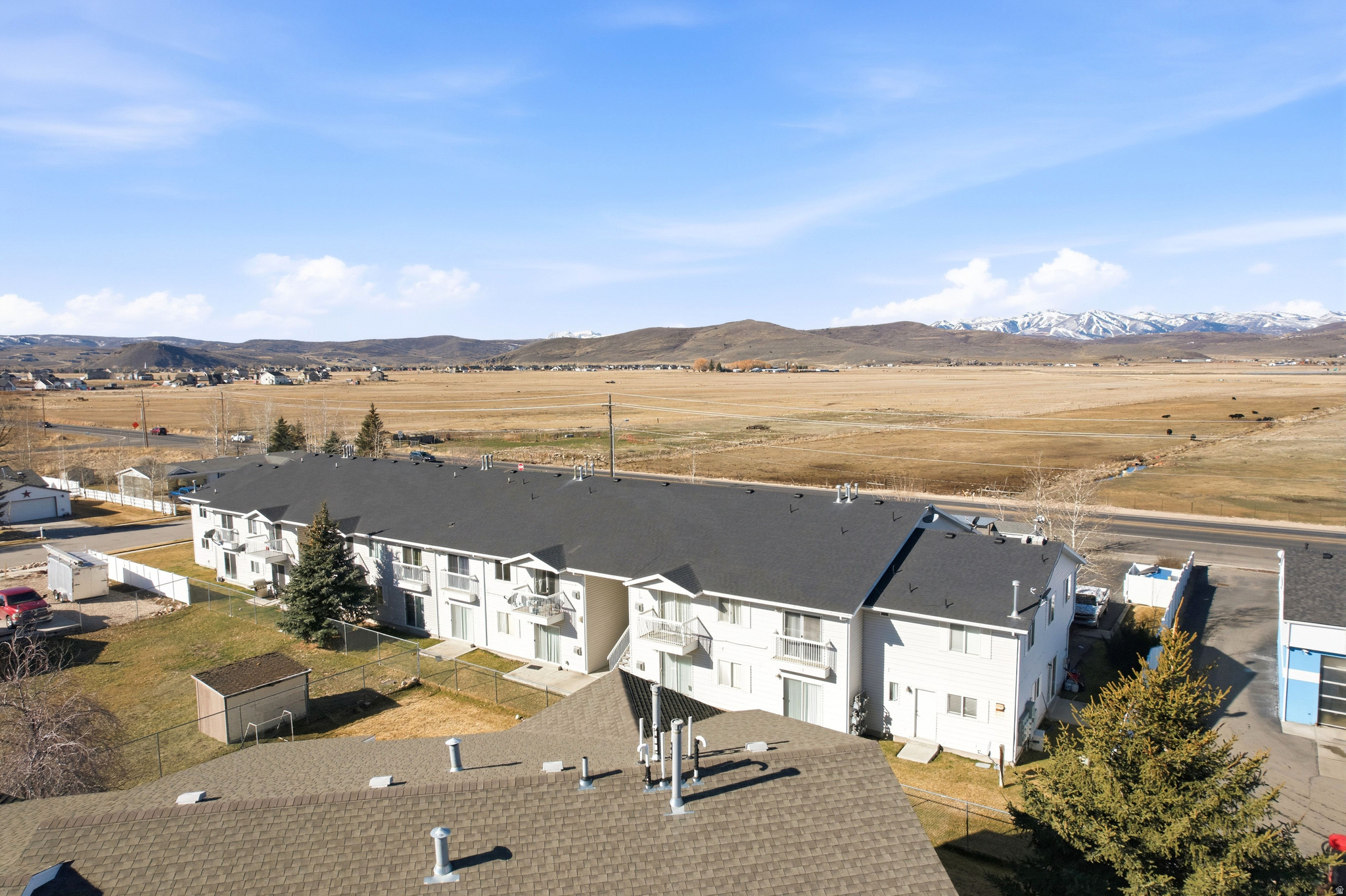 UINTA VIEW CONDOMINIUM - Residential