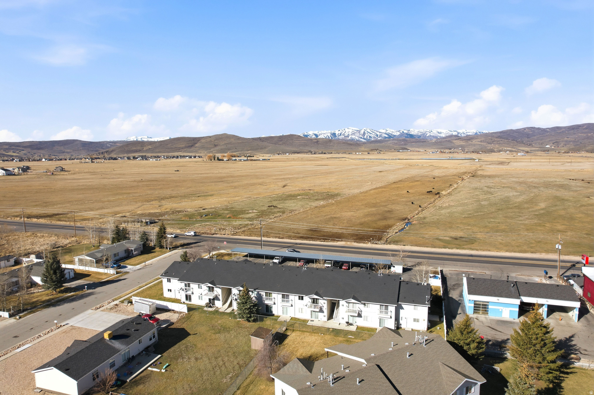 UINTA VIEW CONDOMINIUM - Residential