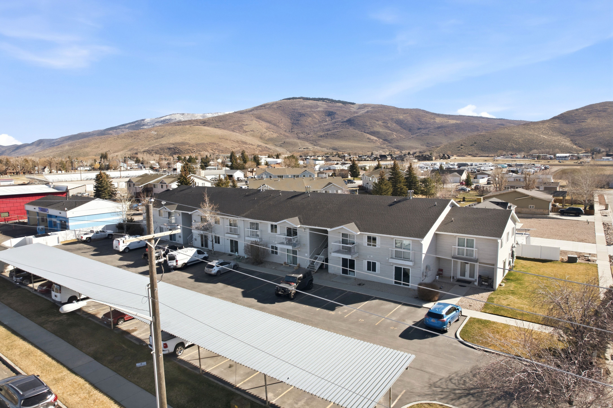UINTA VIEW CONDOMINIUM - Residential