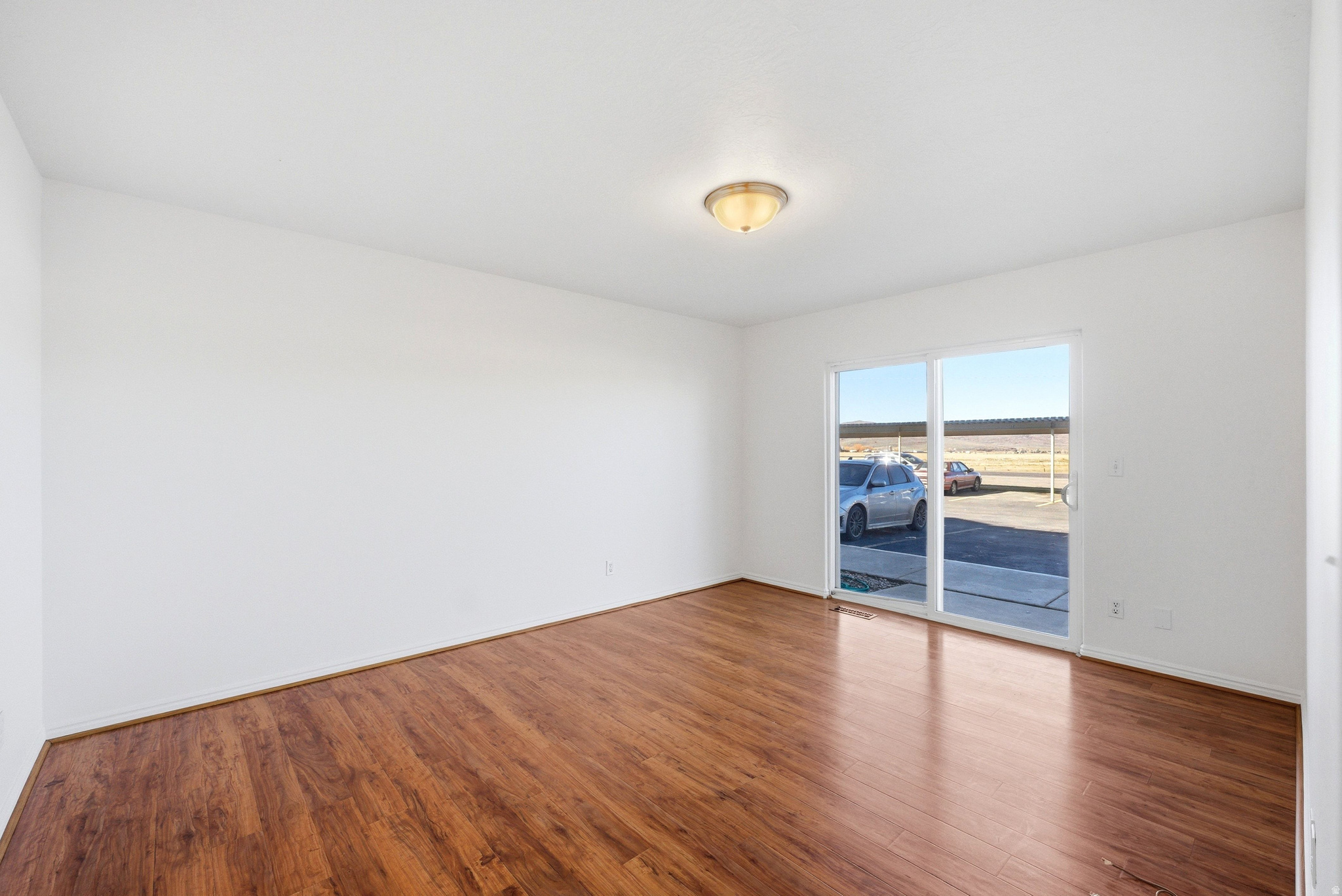 UINTA VIEW CONDOMINIUM - Residential