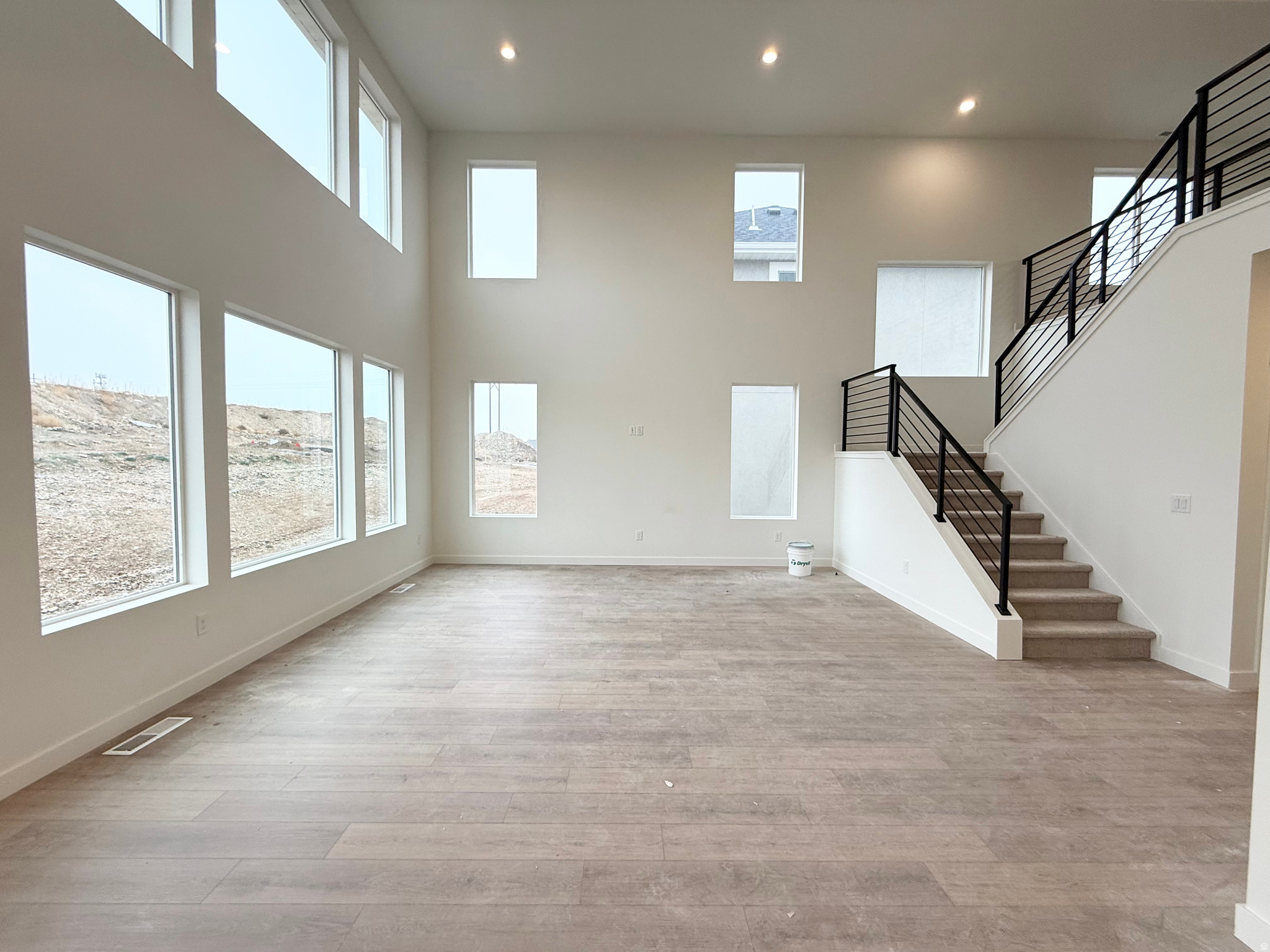 OQUIRRH WEST PHASE 3 - Residential