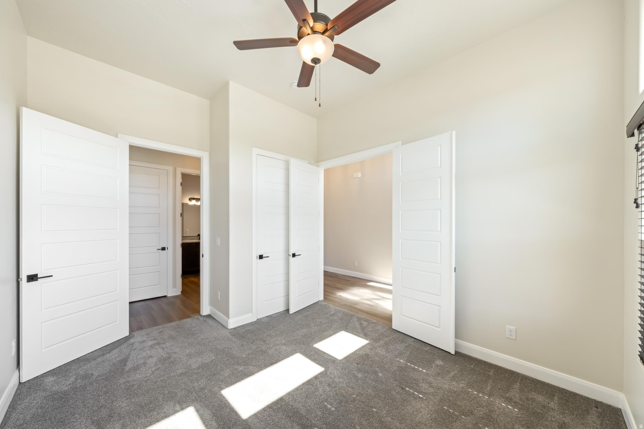 LEDGES OF ST GEORGE WHITE ROCKS PH 6 - Residential
