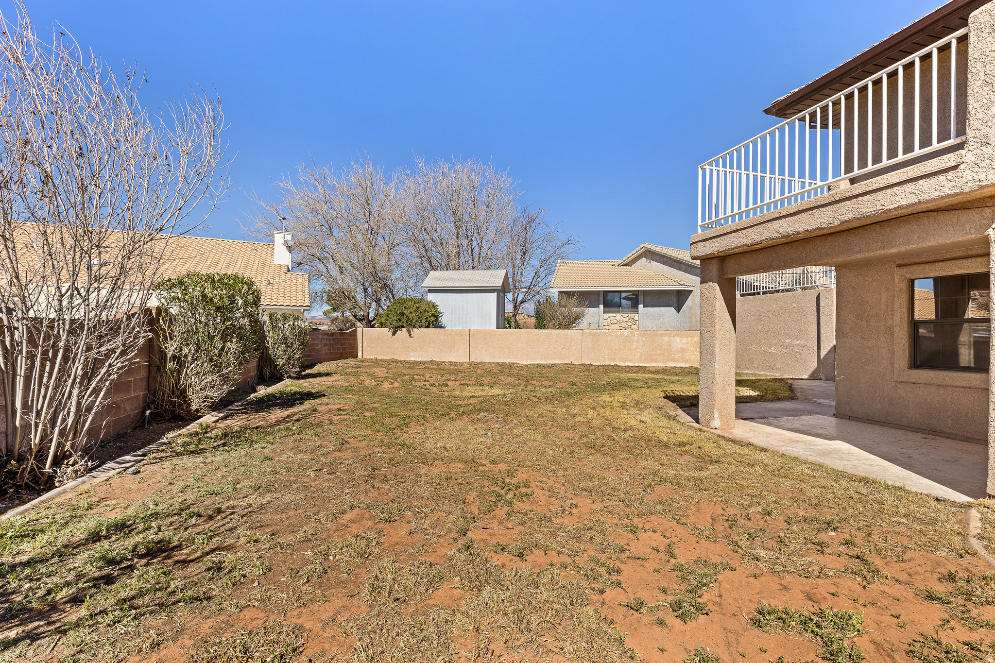 BLOOMINGTON HILLS - Residential