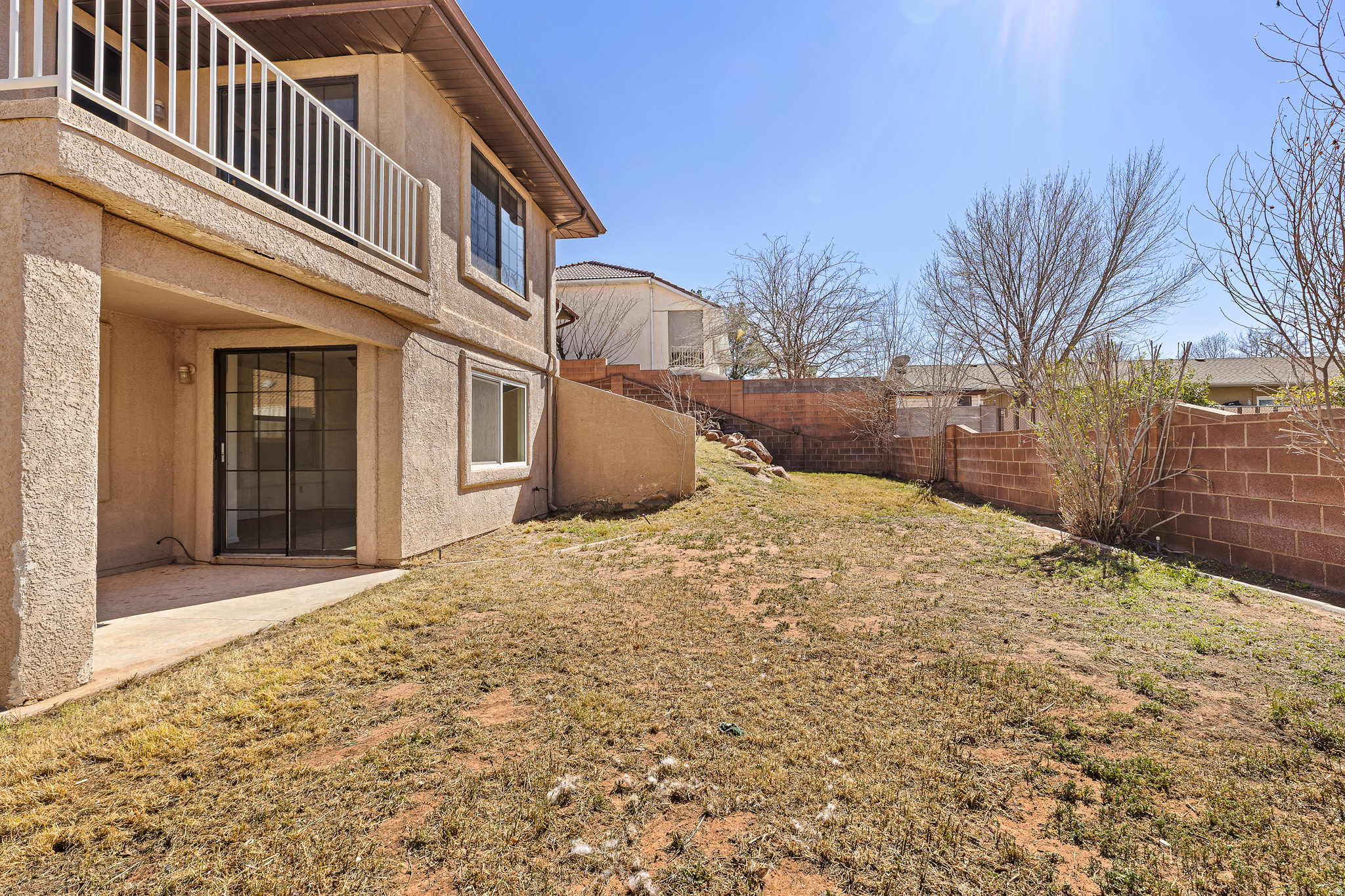 BLOOMINGTON HILLS - Residential