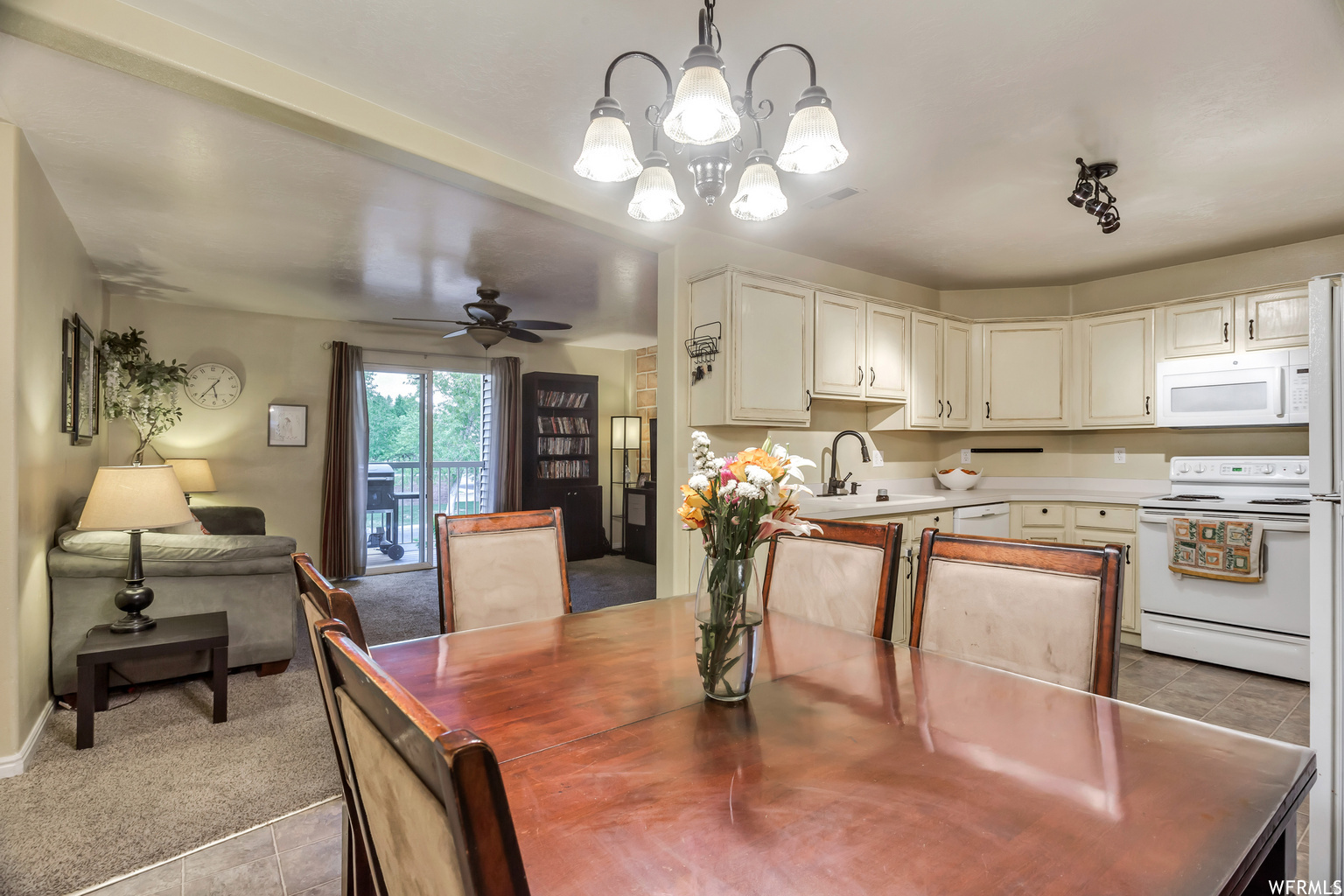 WILLOW SPRINGS - Residential