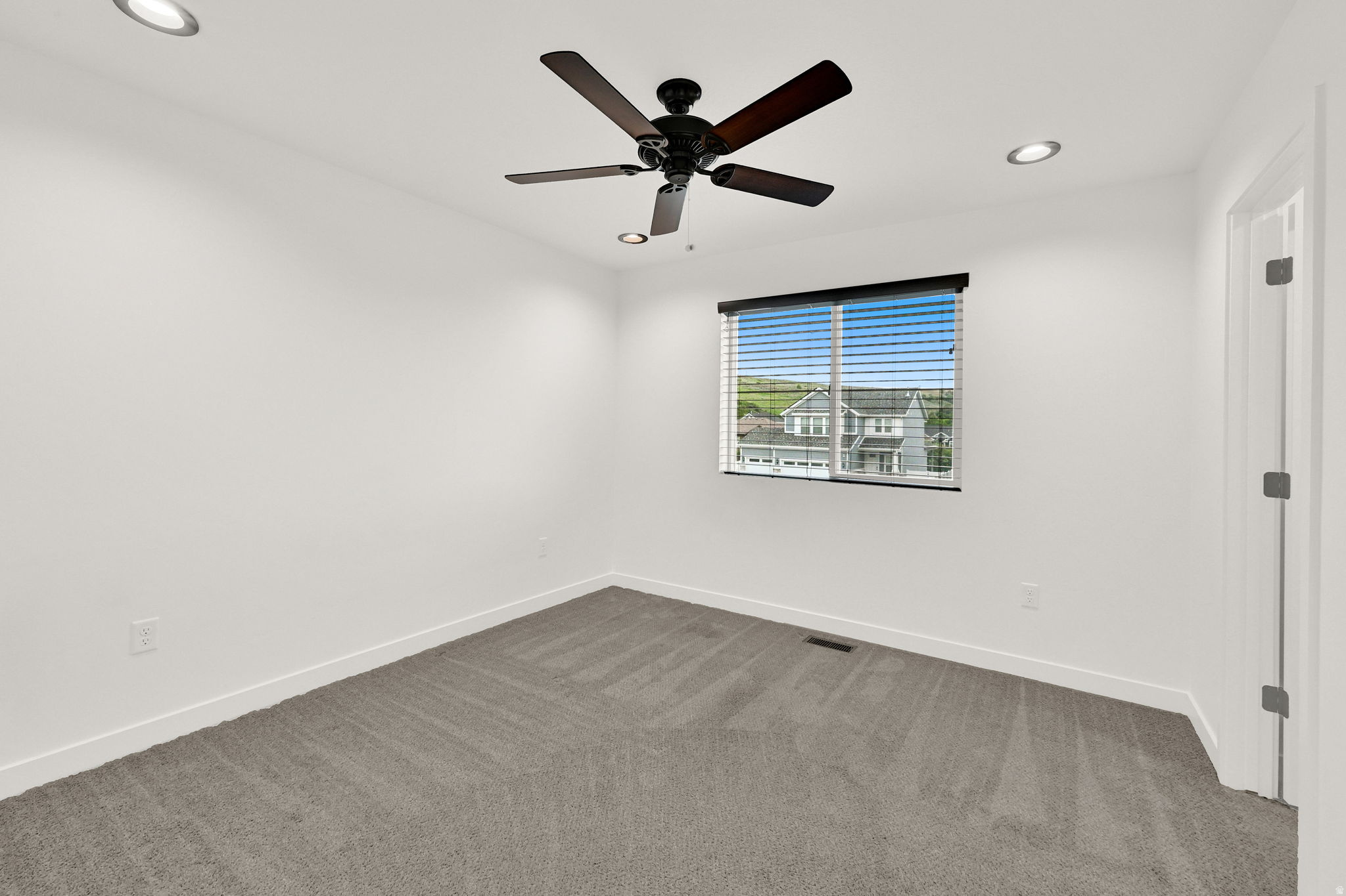 HARVEST PARK - Residential