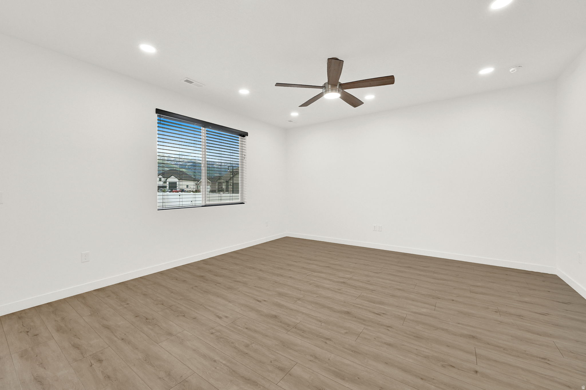 HARVEST PARK - Residential
