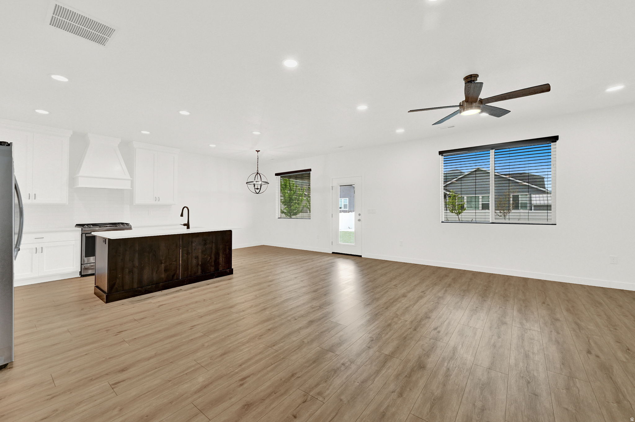 HARVEST PARK - Residential
