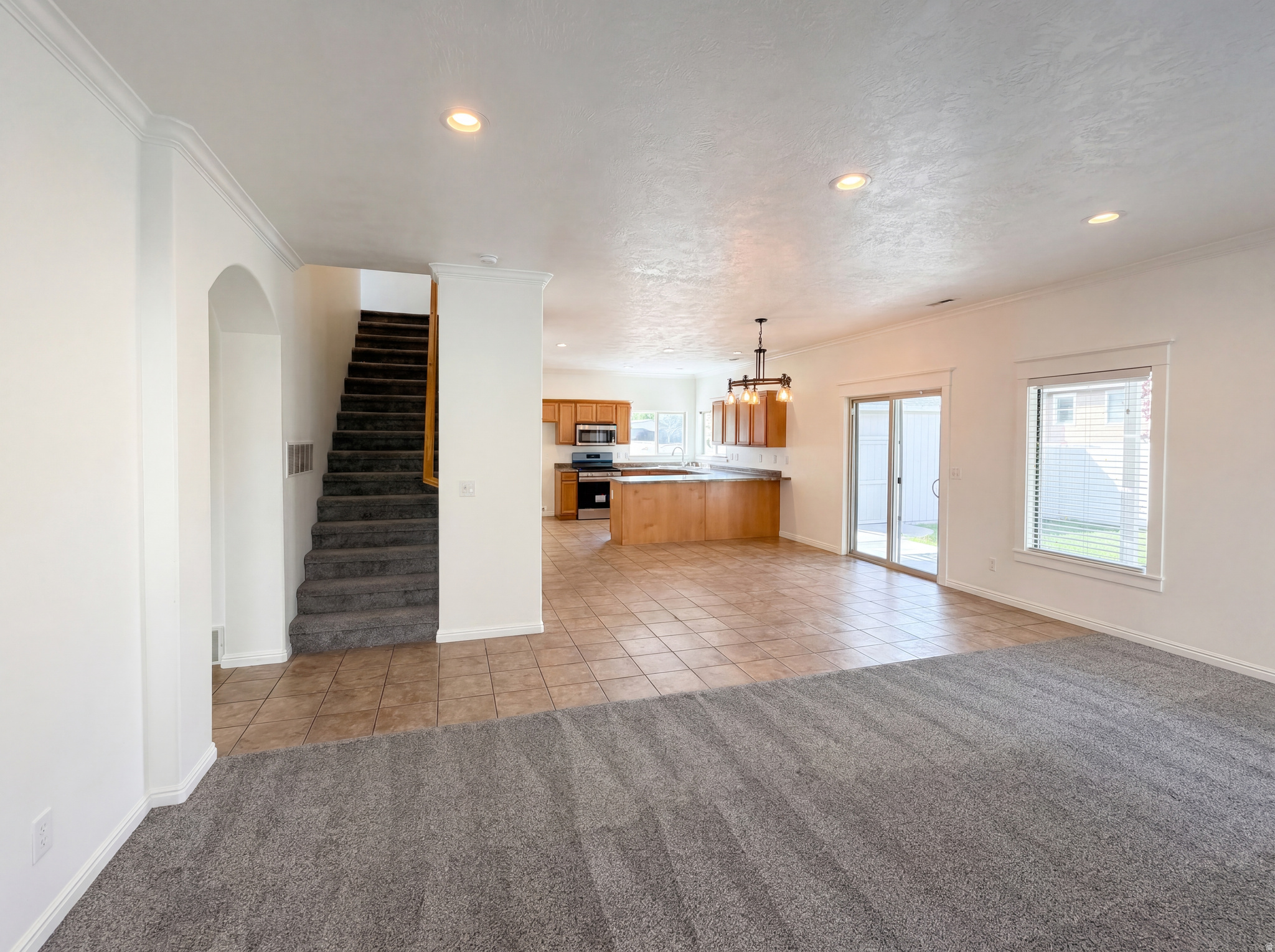 NORTH LAKE - Residential