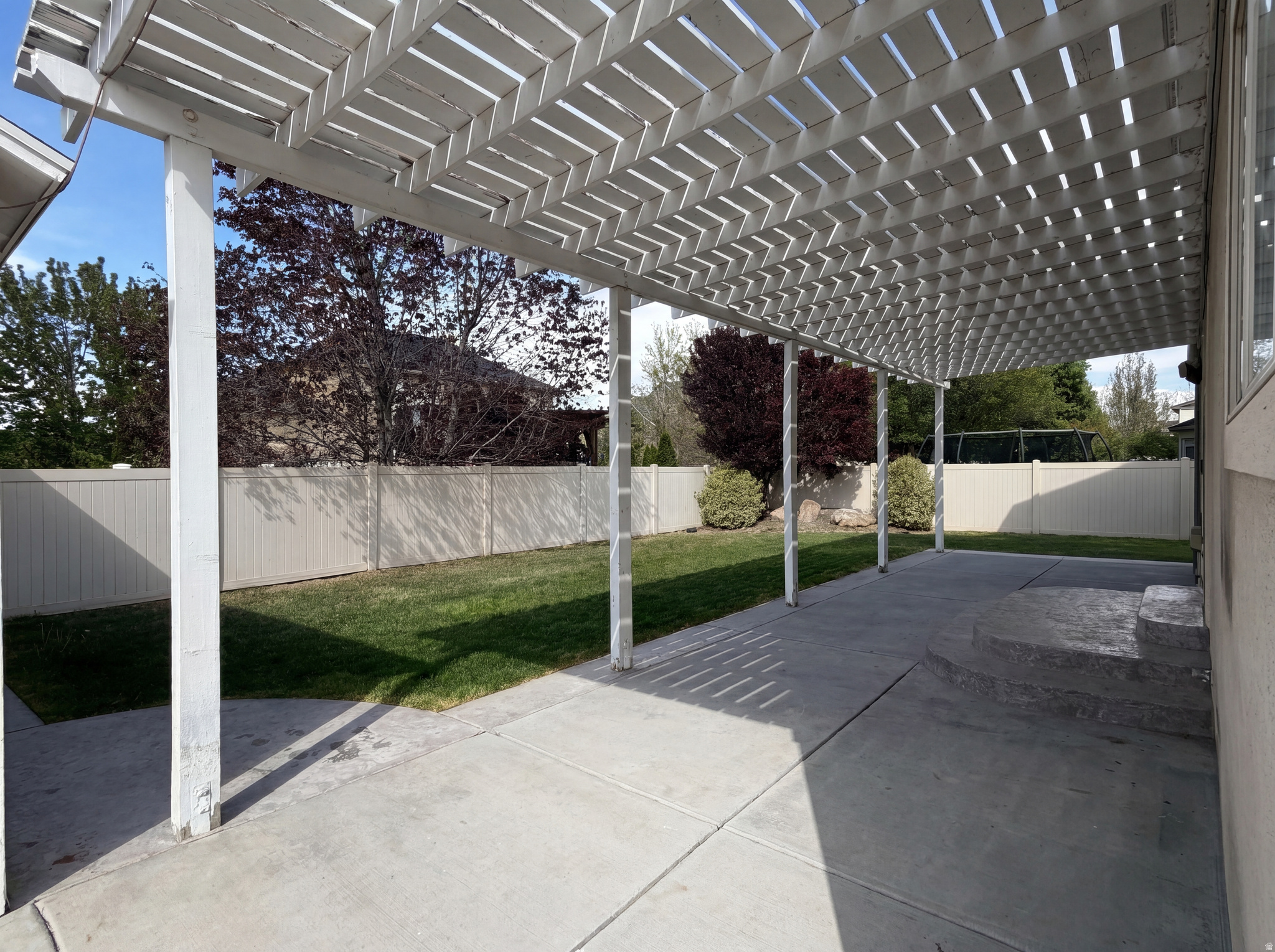 NORTH LAKE - Residential