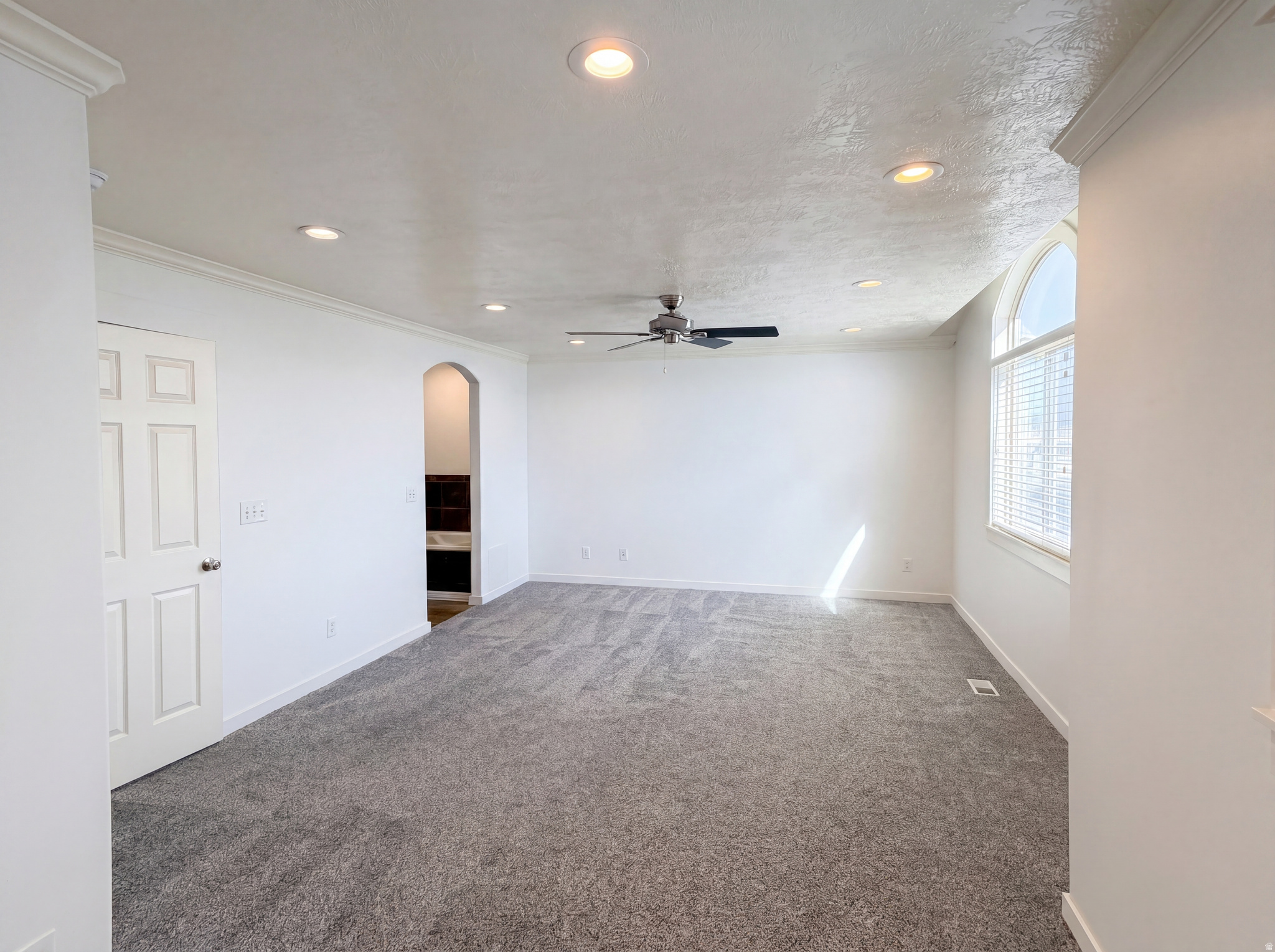 NORTH LAKE - Residential