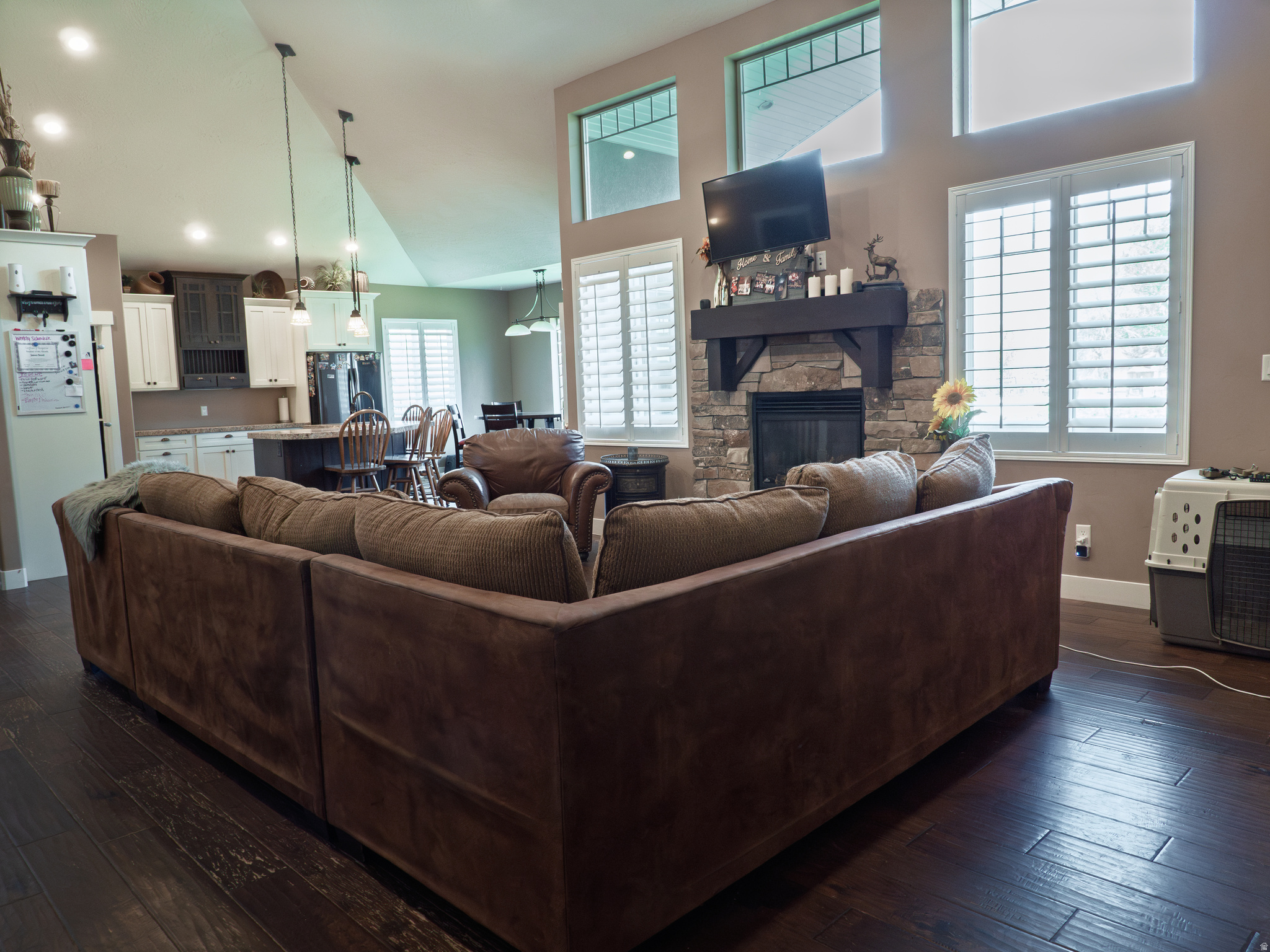 MAPLETON HIGHLANDS - Residential