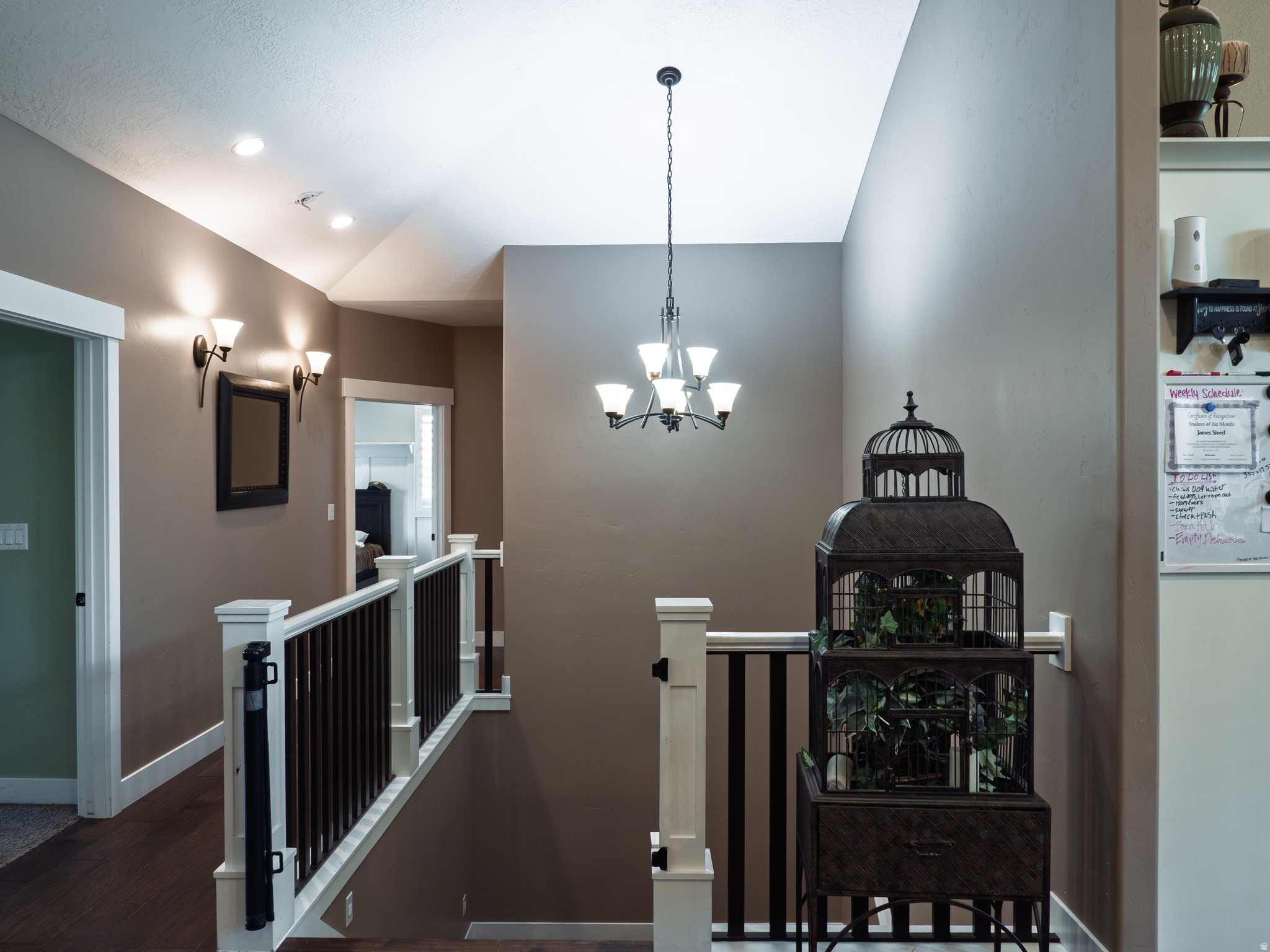 MAPLETON HIGHLANDS - Residential