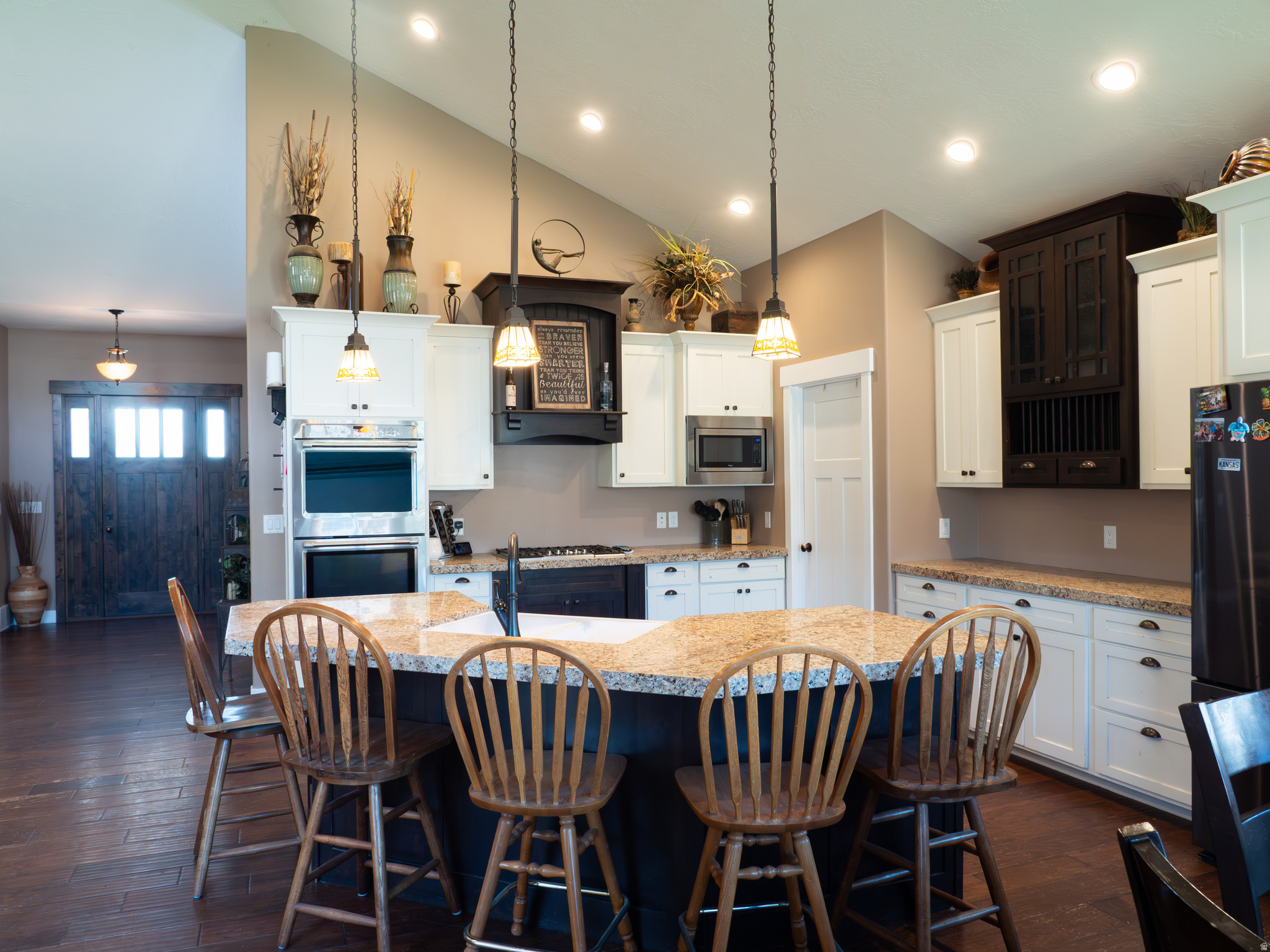 MAPLETON HIGHLANDS - Residential