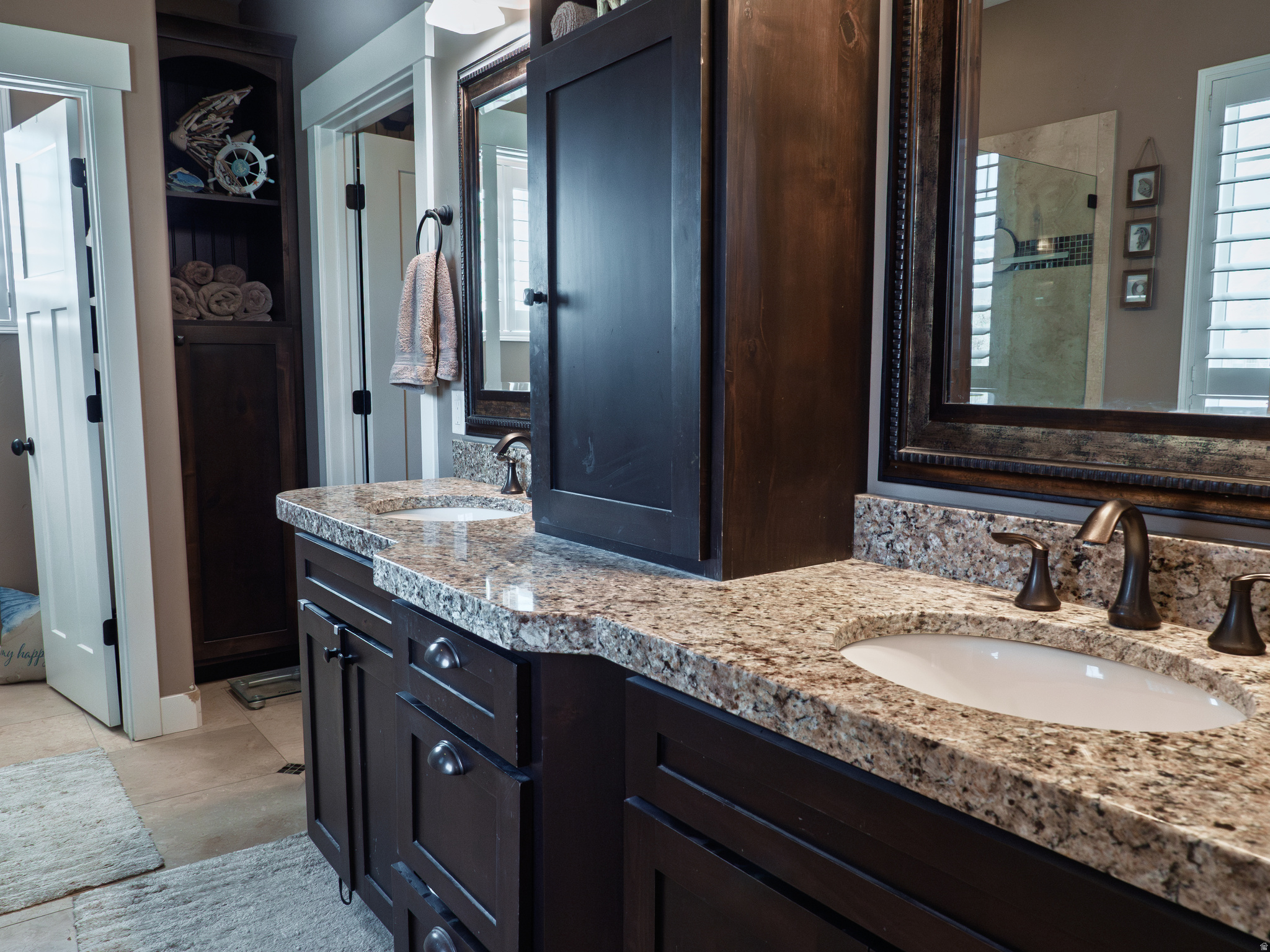 MAPLETON HIGHLANDS - Residential