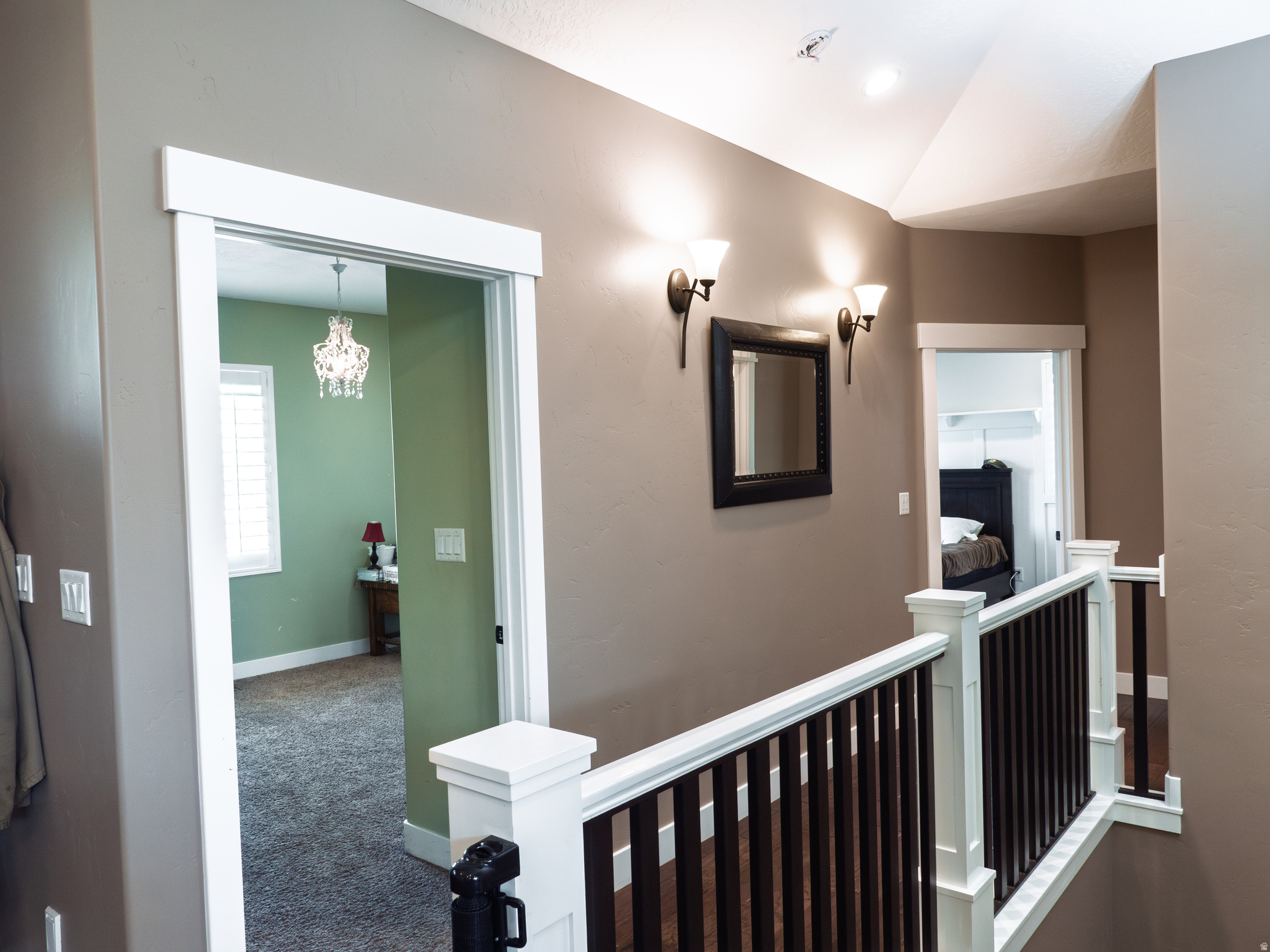 MAPLETON HIGHLANDS - Residential