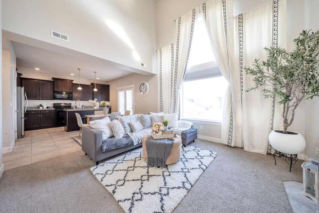 Photo of 12731 S MEADOW CT, Riverton, UT 84065 (MLS # 2131152)