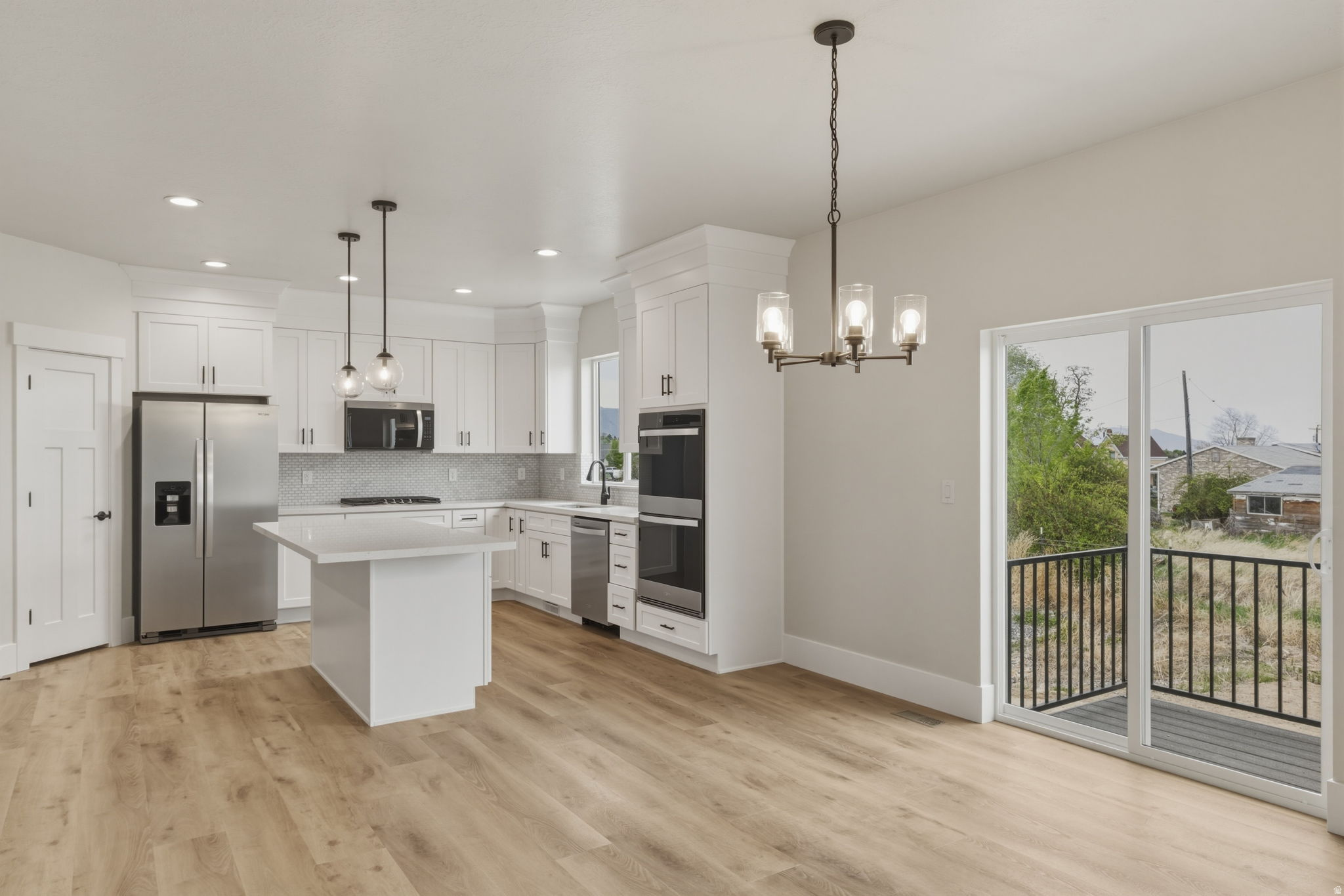 QUAIL MOUNTAIN - Residential