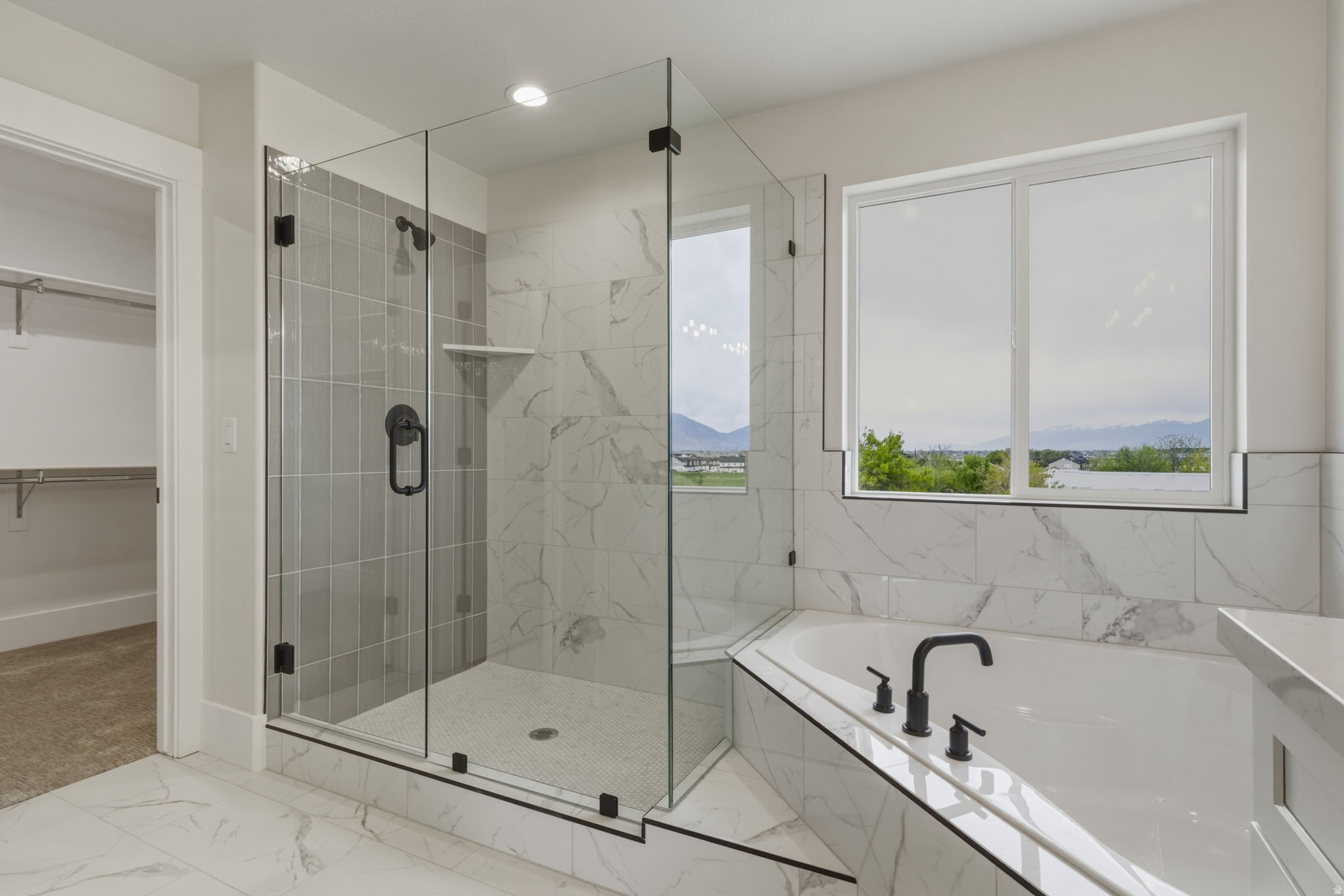 QUAIL MOUNTAIN - Residential