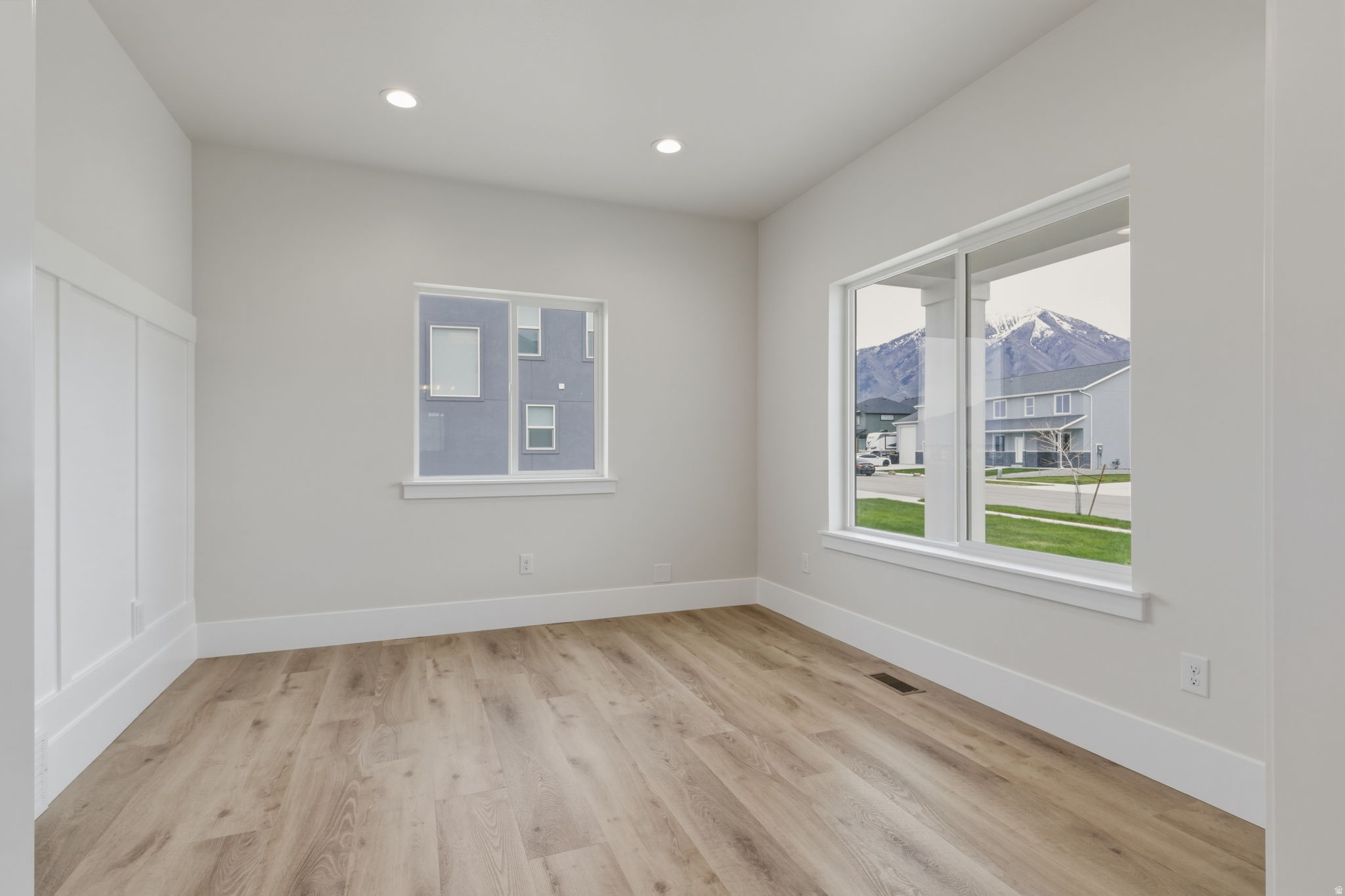 QUAIL MOUNTAIN - Residential