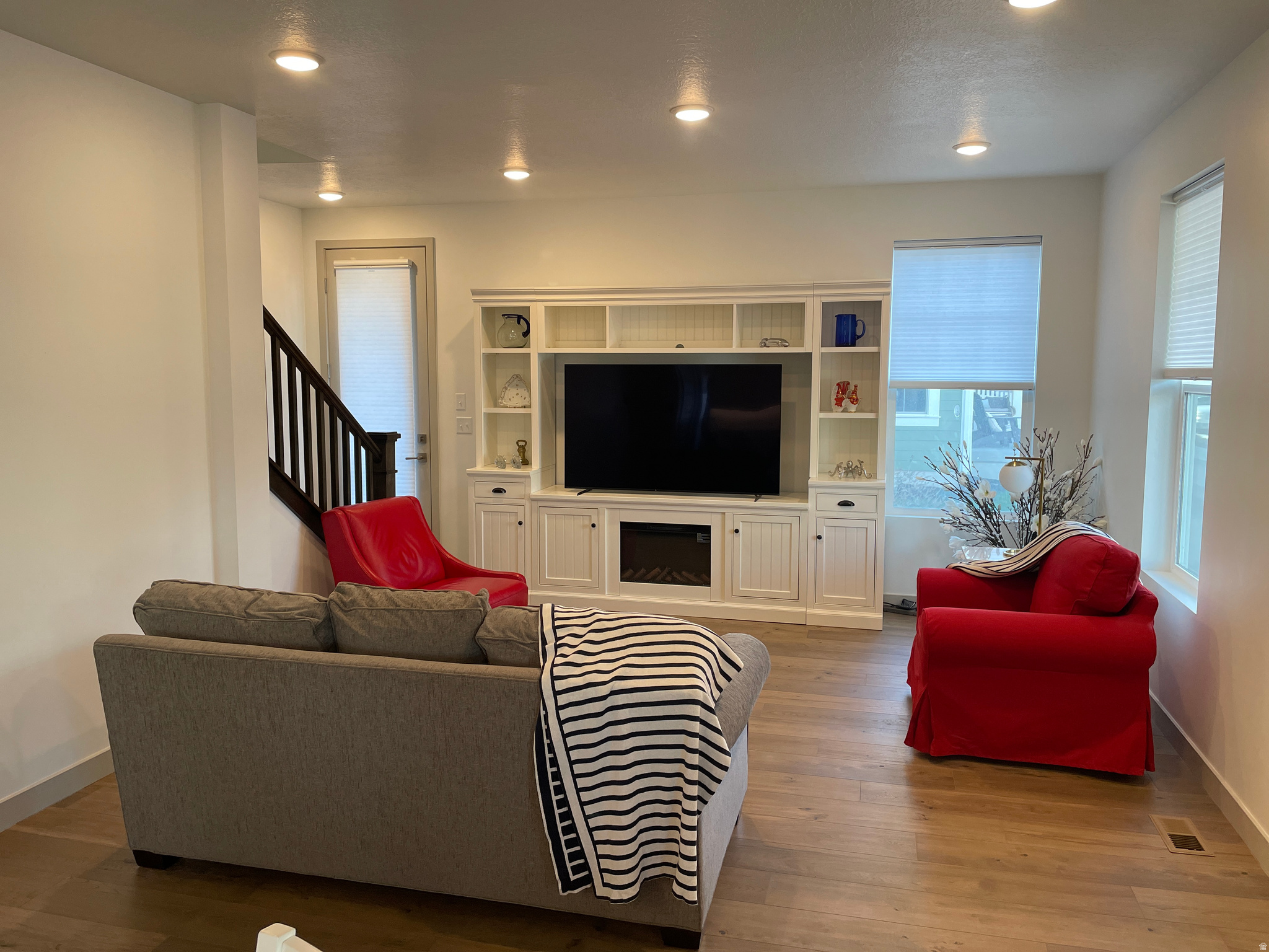 DAYBREAK - Residential