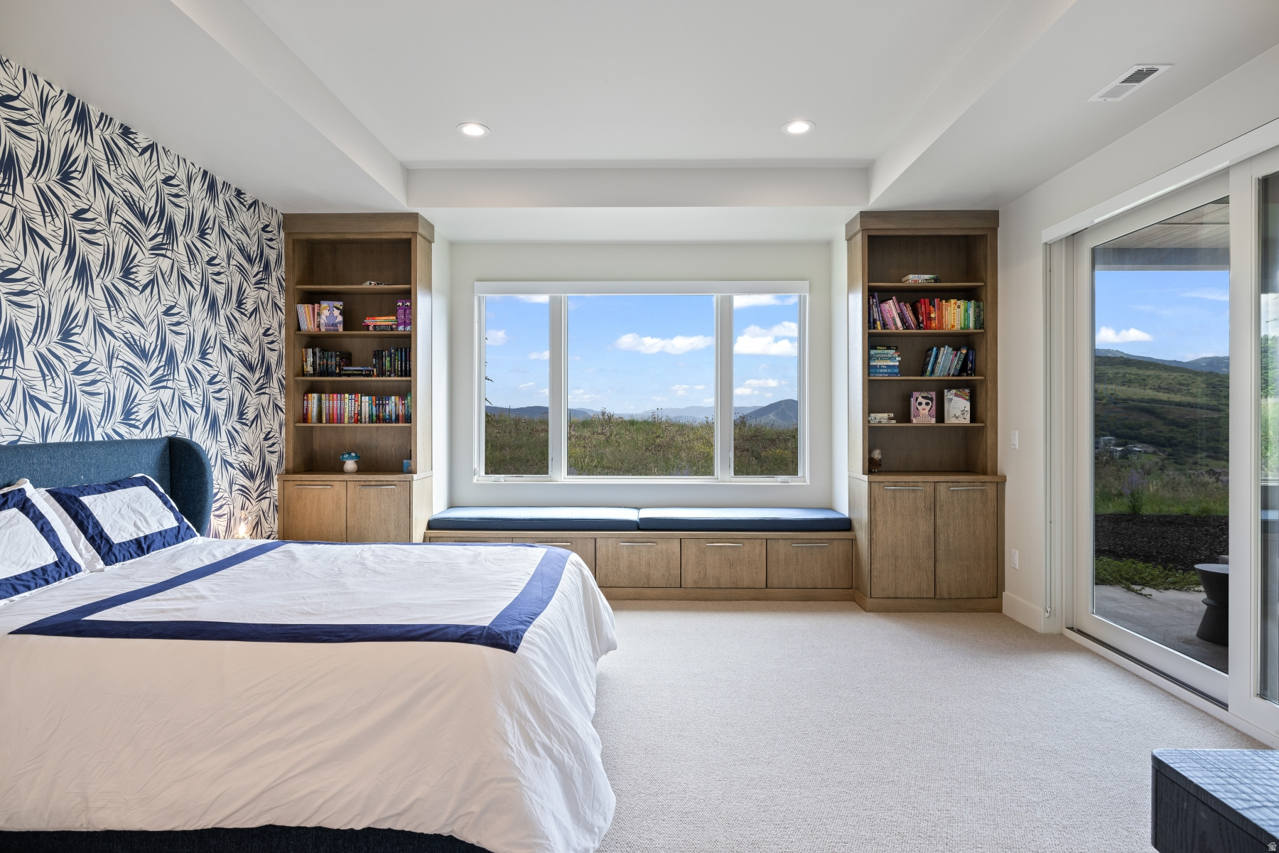 DEER VISTA - Residential Lease