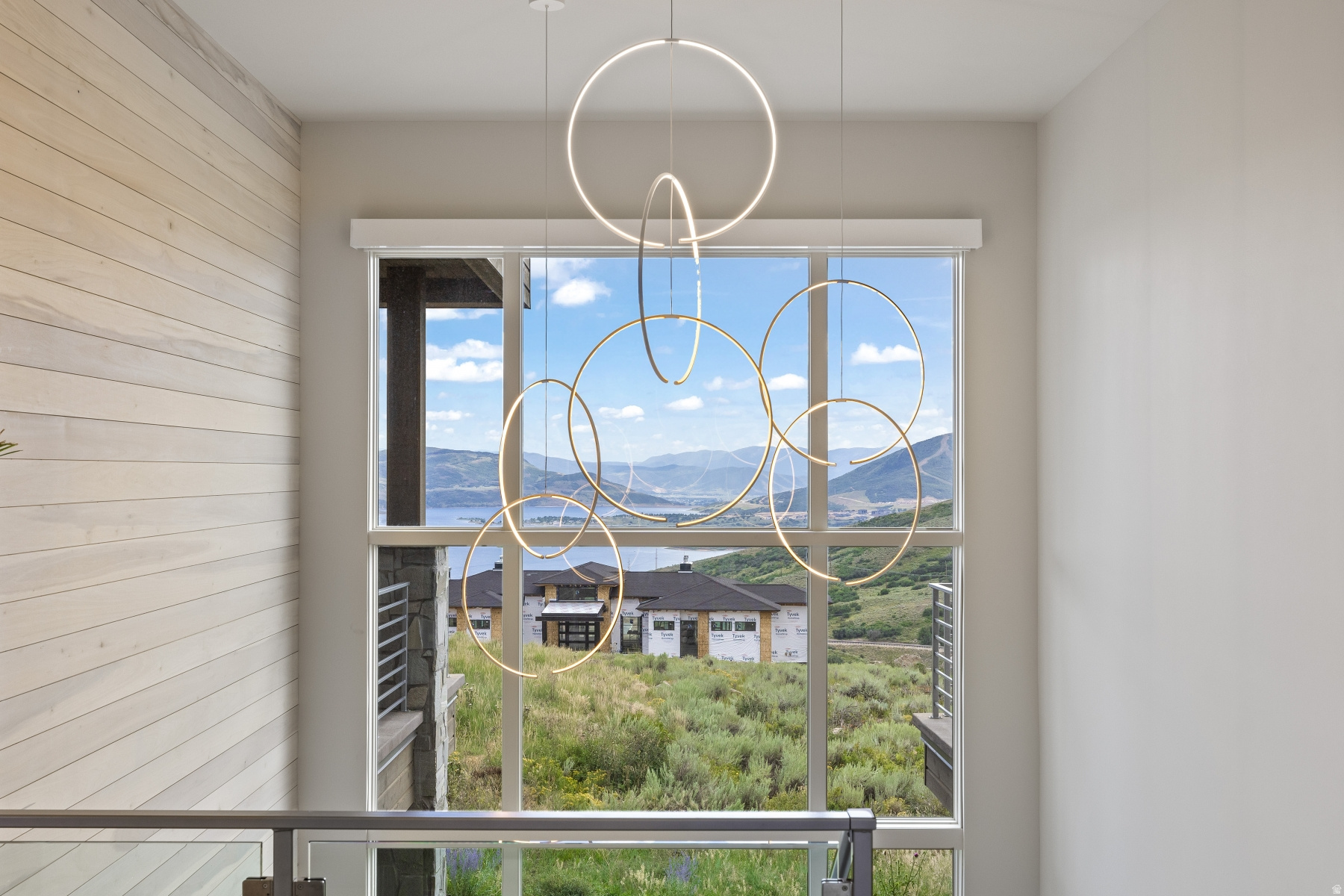 DEER VISTA - Residential Lease