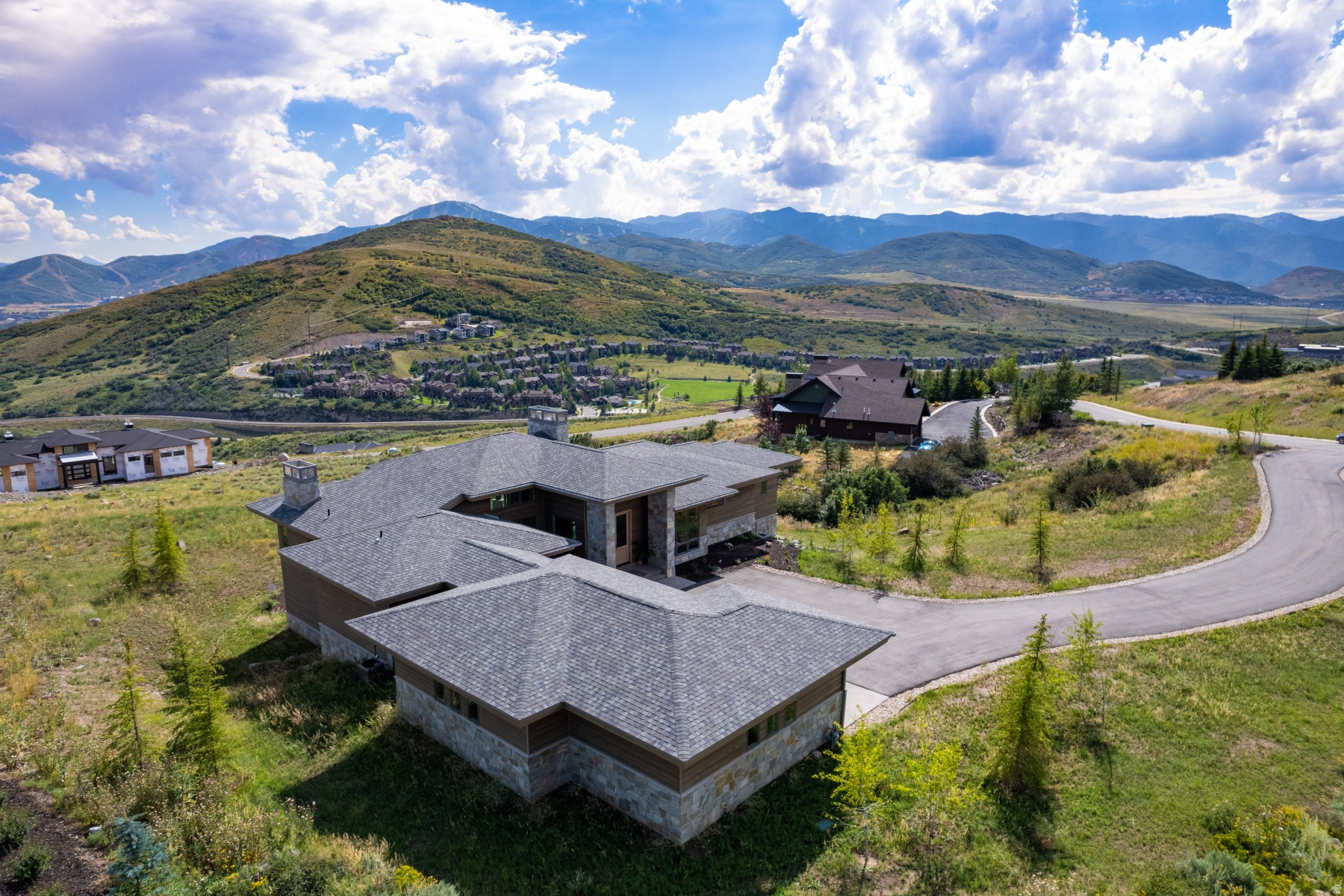 DEER VISTA - Residential Lease