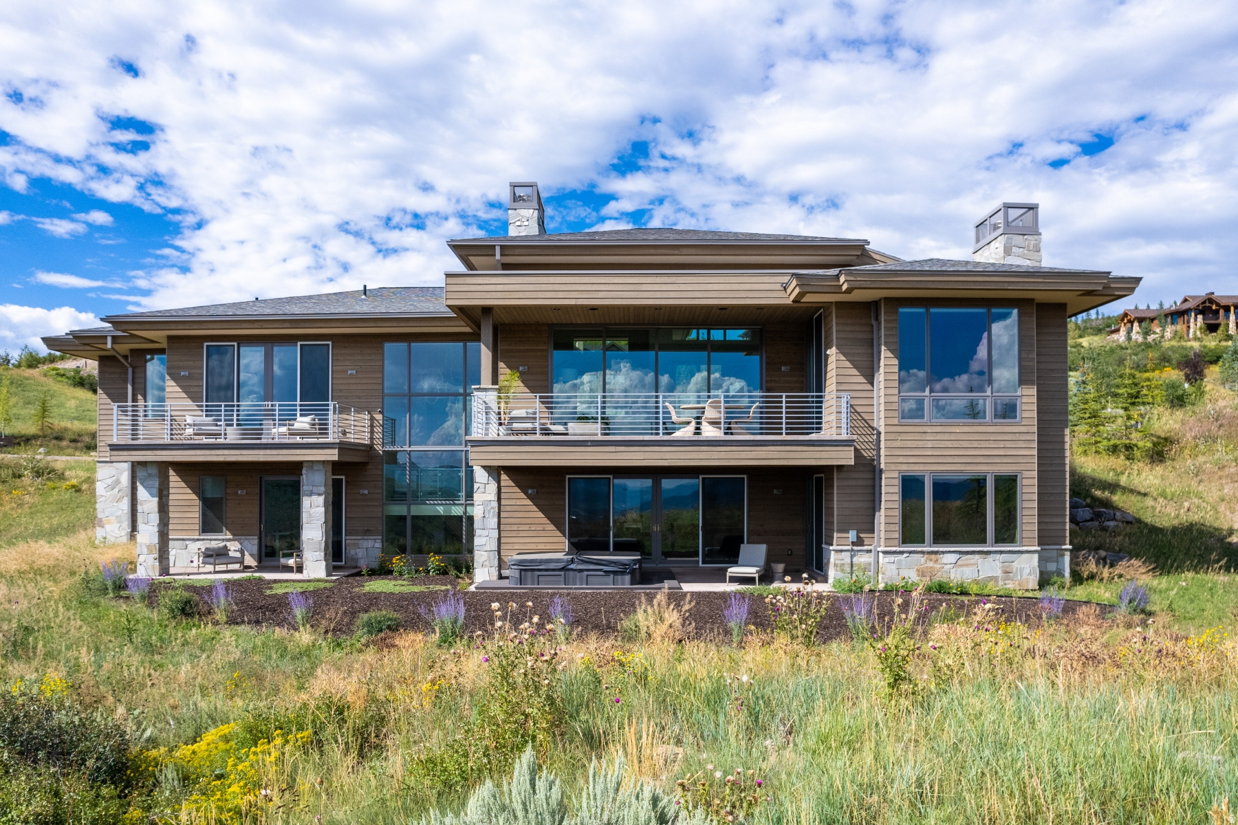 DEER VISTA - Residential Lease