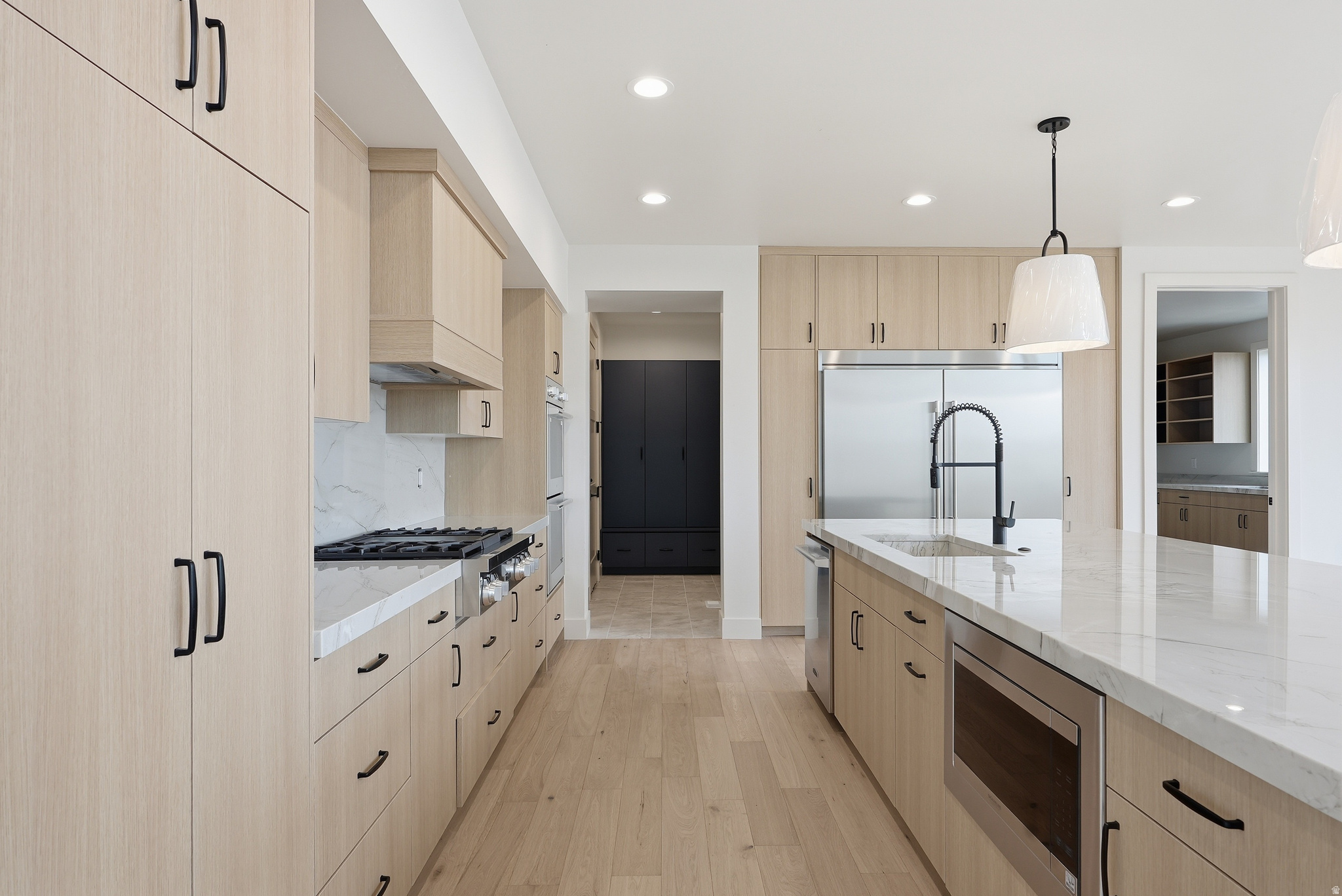 MOUNTAIN GROVE - Residential