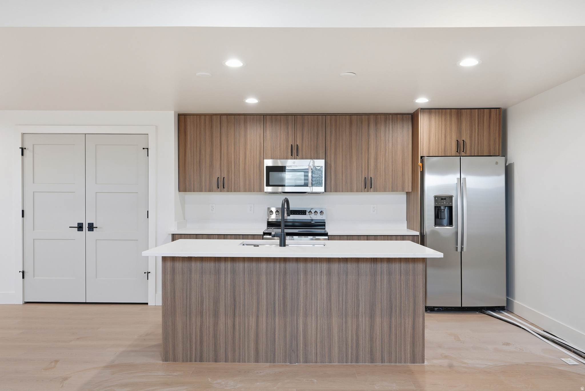 MOUNTAIN GROVE - Residential