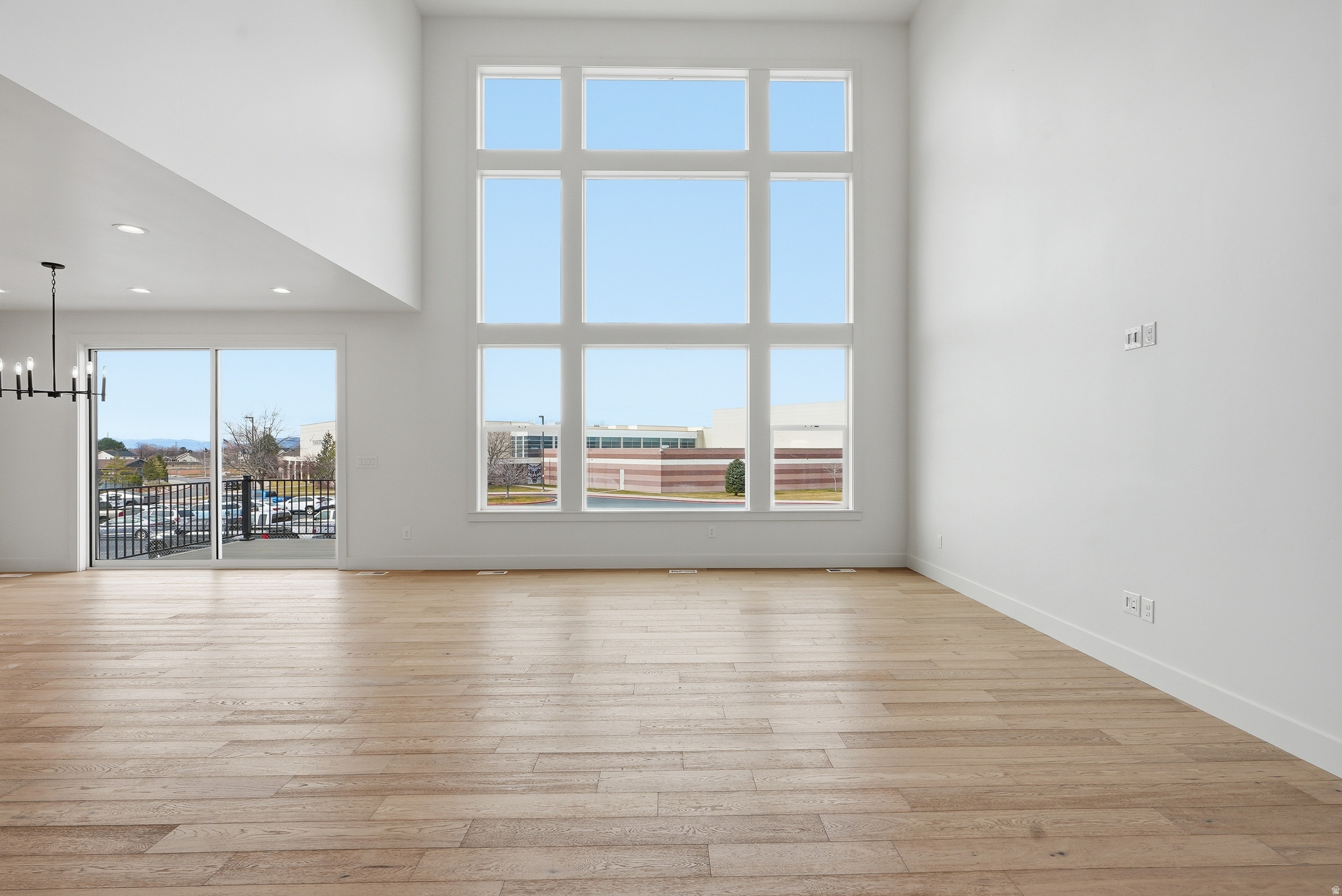 MOUNTAIN GROVE - Residential