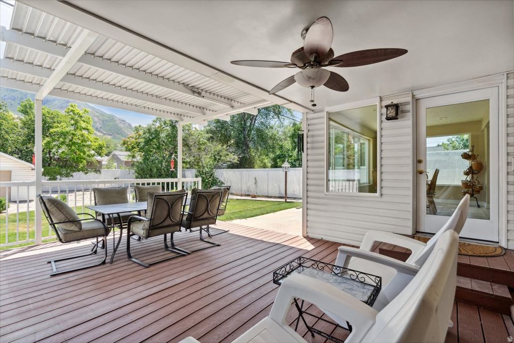 Photo of 2963 S GRACE ST E, Salt Lake City, UT 84109 (MLS # 2143229)