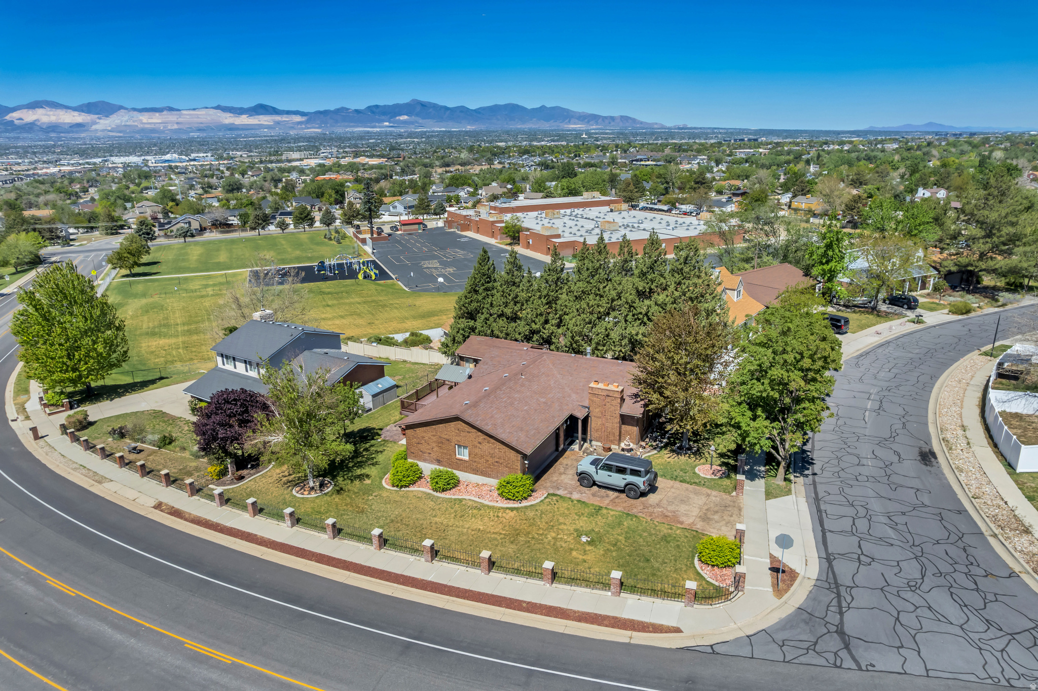EASTRIDGE #3 - Residential