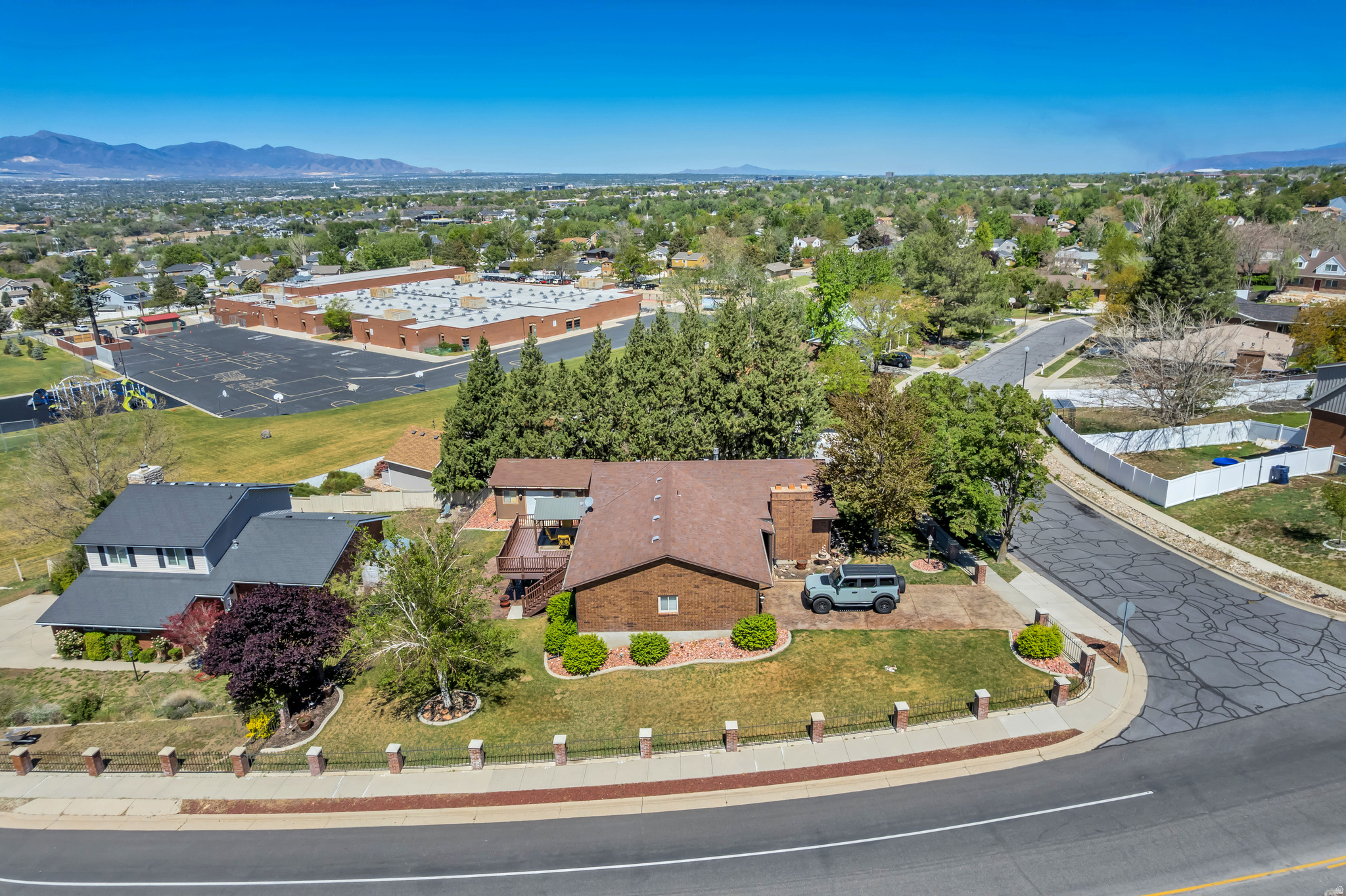 EASTRIDGE #3 - Residential