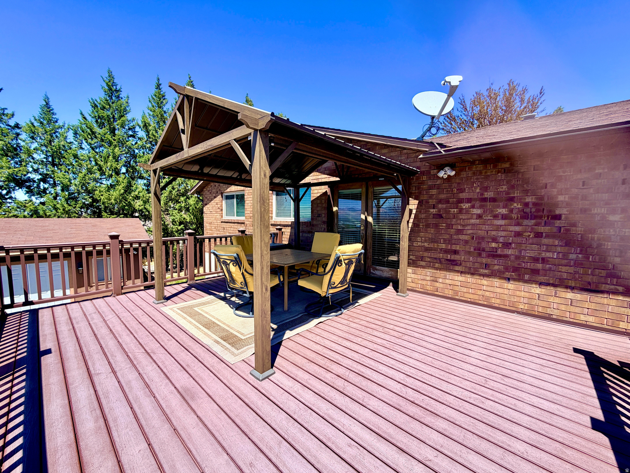 EASTRIDGE #3 - Residential
