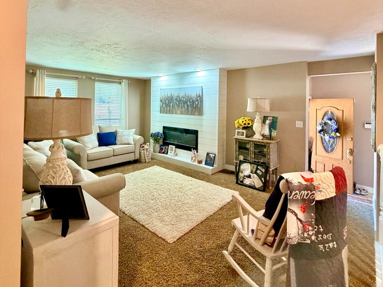 EASTRIDGE #3 - Residential