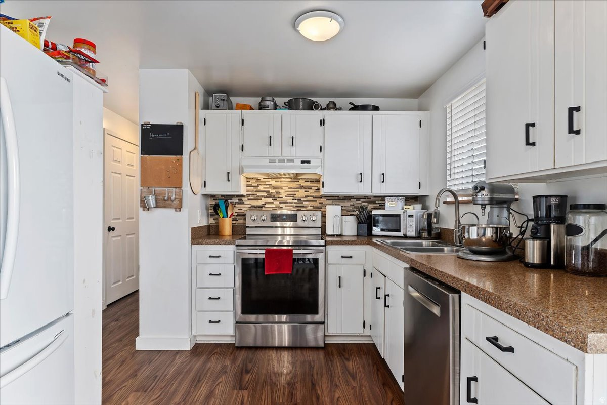 WESTERN HILLS - Residential