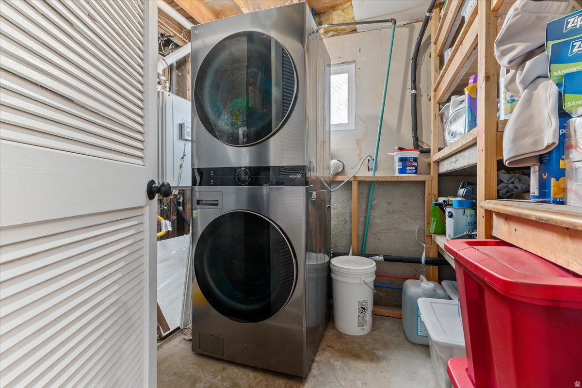 WESTERN HILLS - Residential