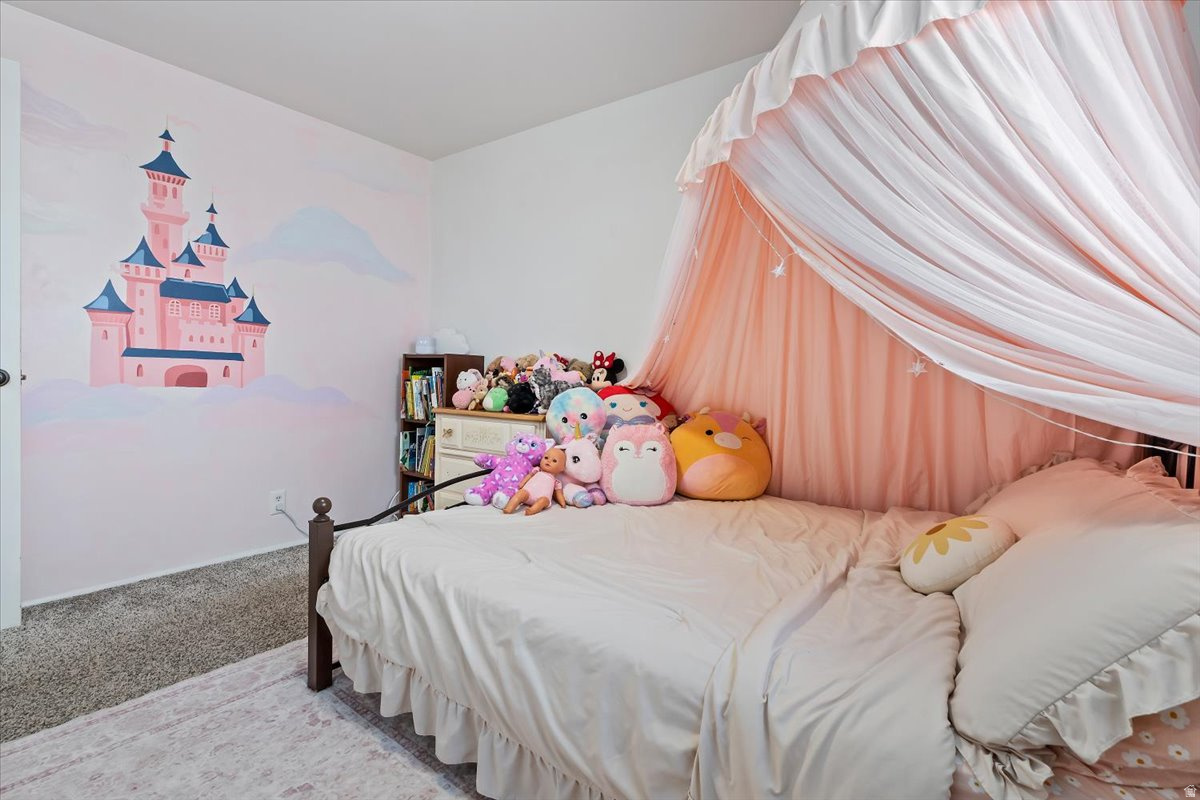 WESTERN HILLS - Residential