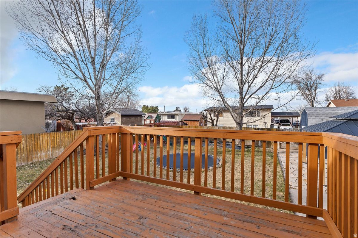 WESTERN HILLS - Residential