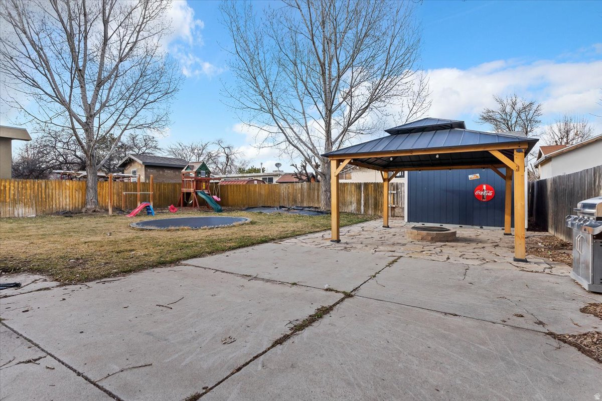 WESTERN HILLS - Residential