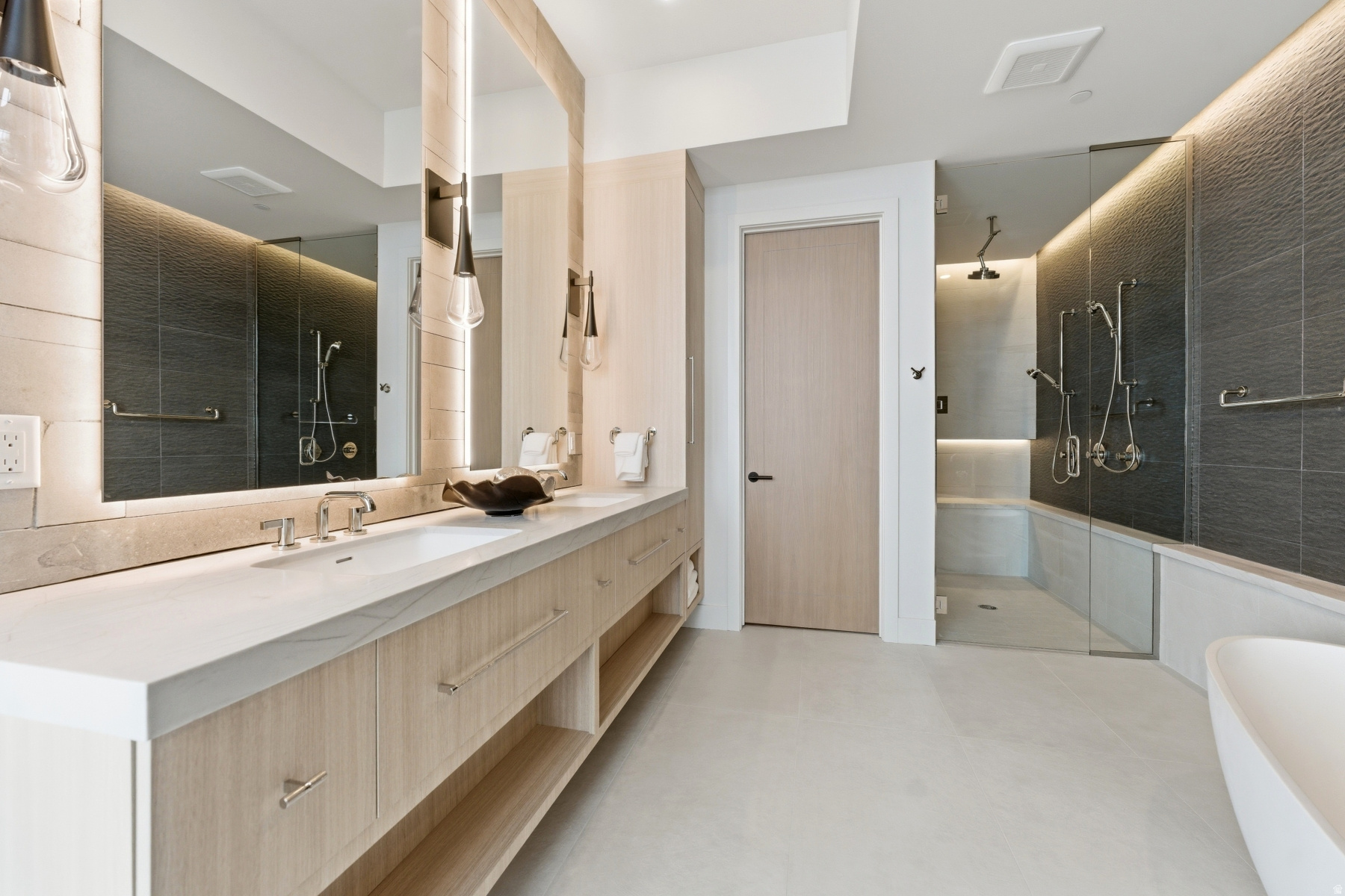 ELEVATION AT CANYONS VILLAGE - Residential